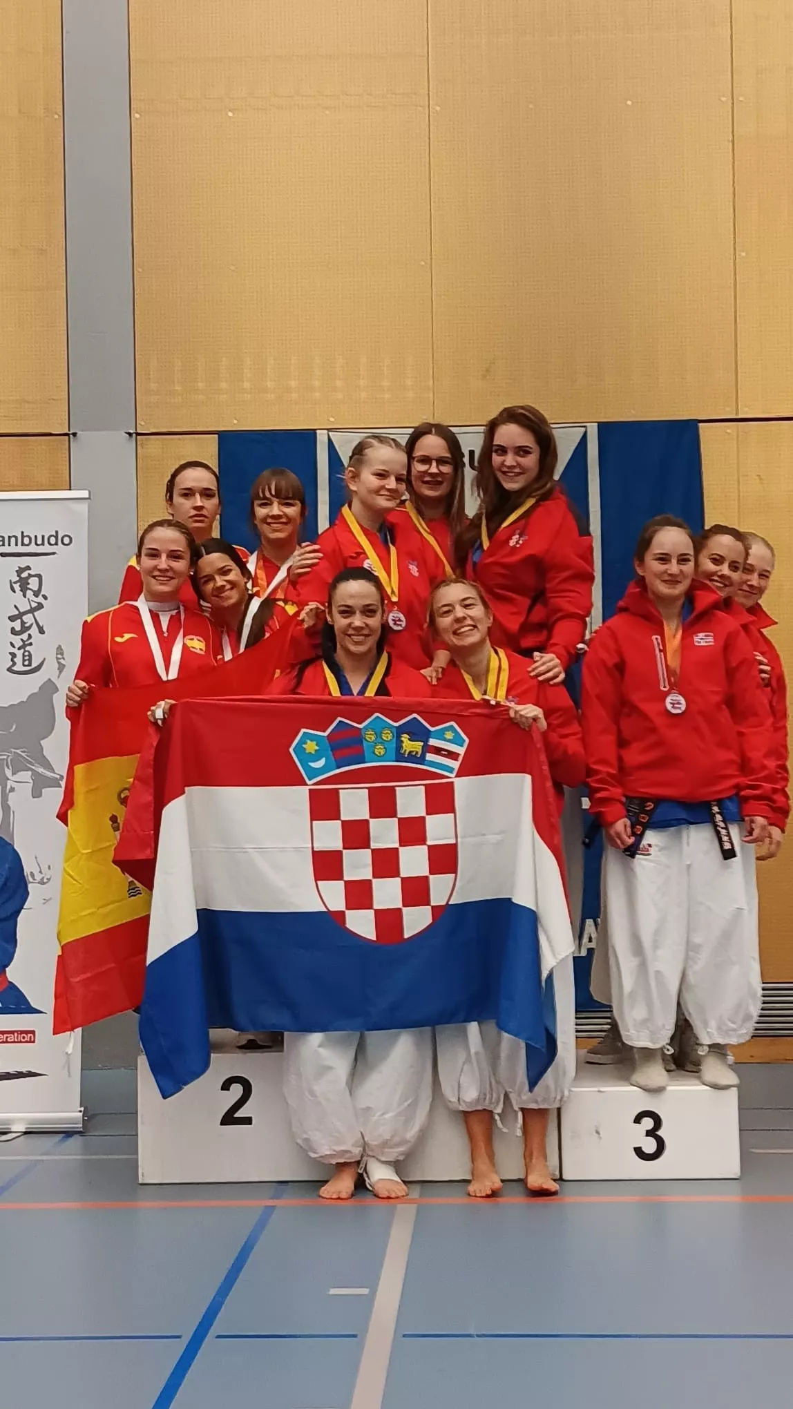 Ju Randori femenino equipos