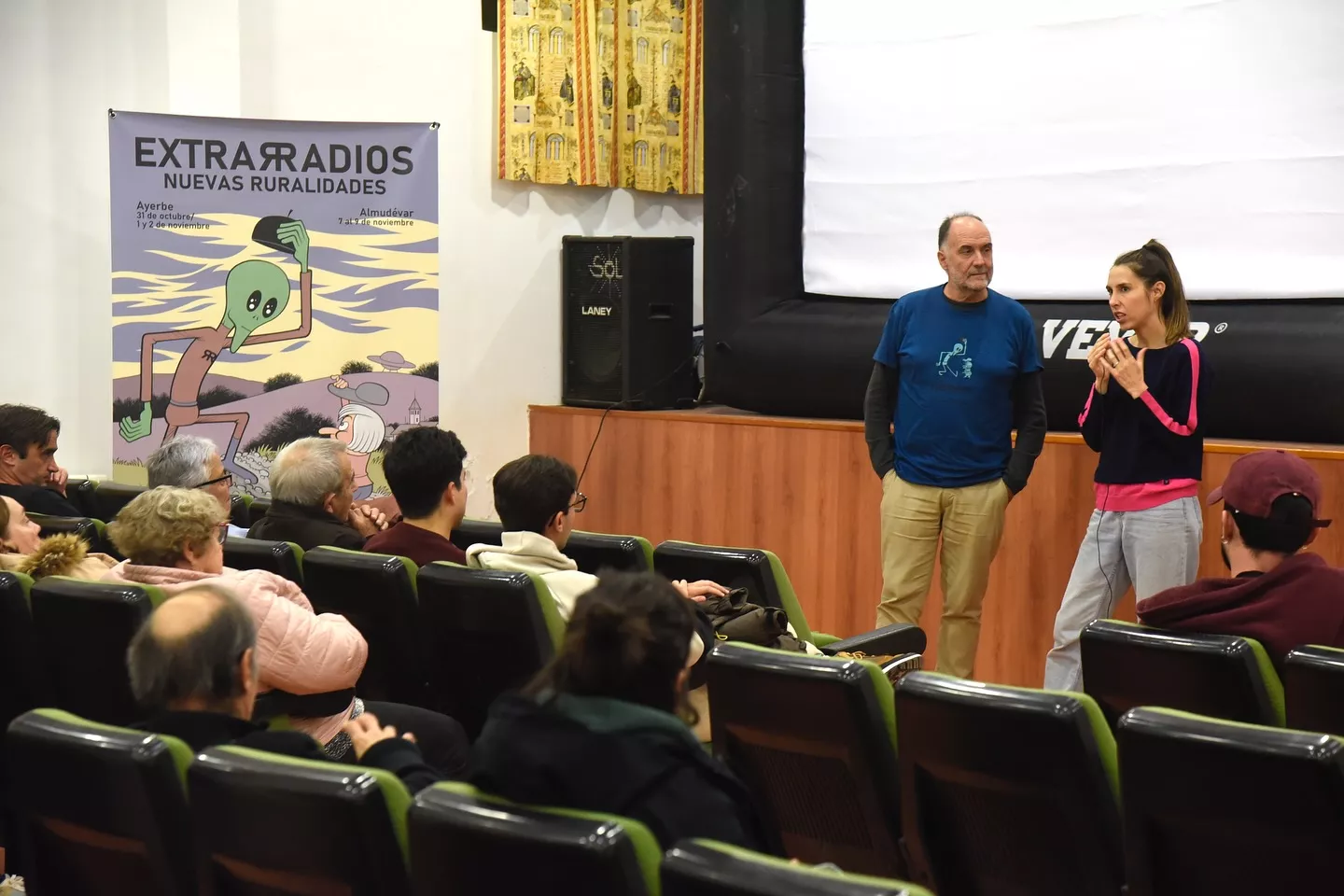 Actividades del último día de Extrarradios en Ayerbe.