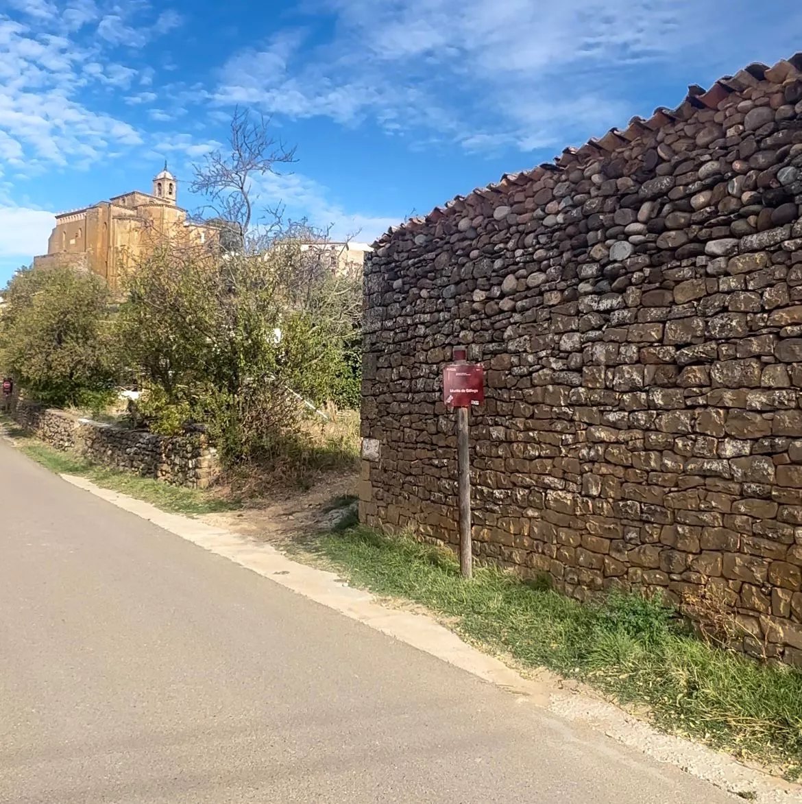 Pajar que sale a subasta en Murillo de Gállego.