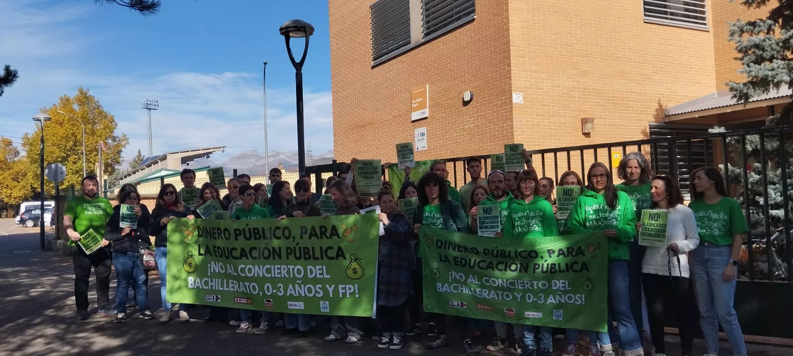 Protestas de rechazo a la concertación de nuevas etapas educativas.