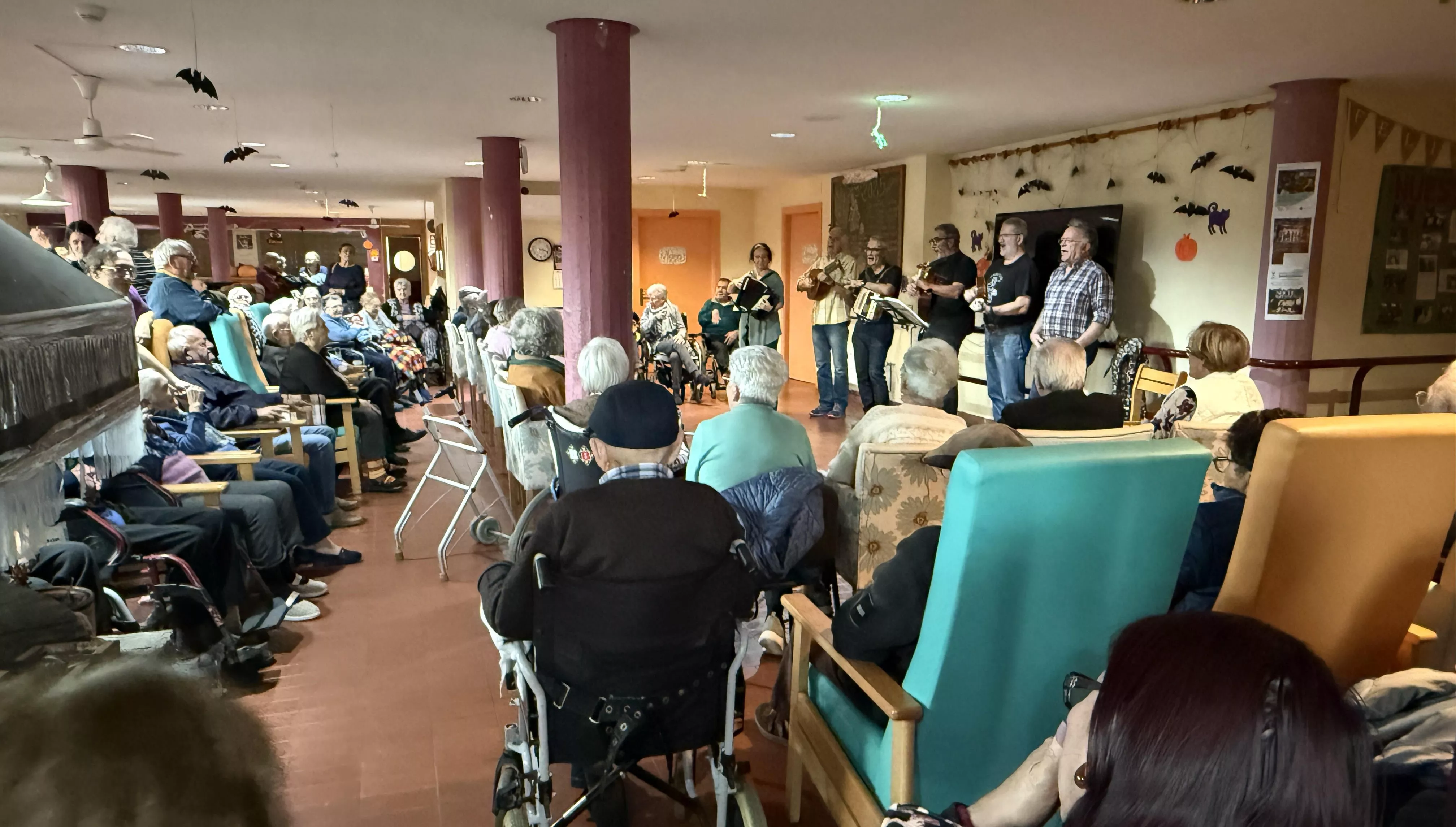 Actuación de la Ronda.