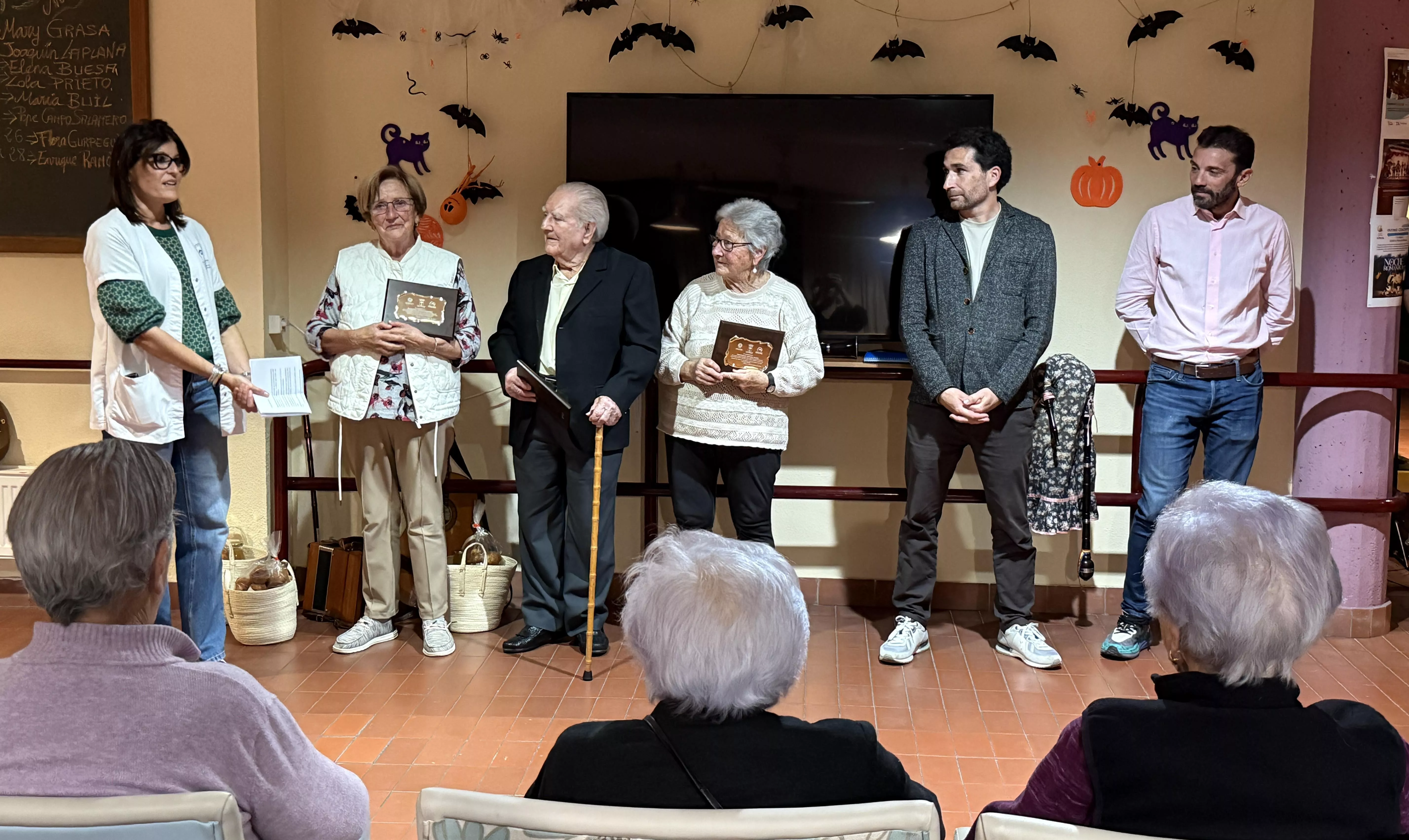 Laura Castán, Merche Torres, Serafín Cortina, Trini Grasa, José Manuel Bielsa y Quique  Pueyo.