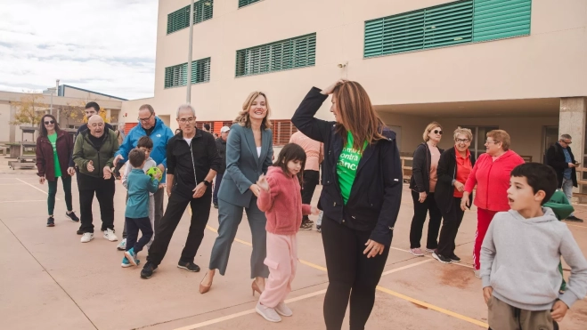 Pilar Alegría se ha unido a los juegos de Compartiendo movimiento.