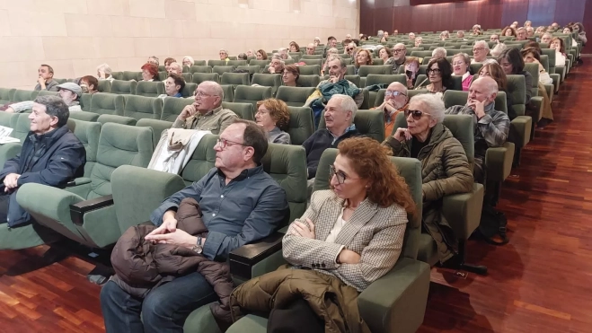 Público asistente al diálogo