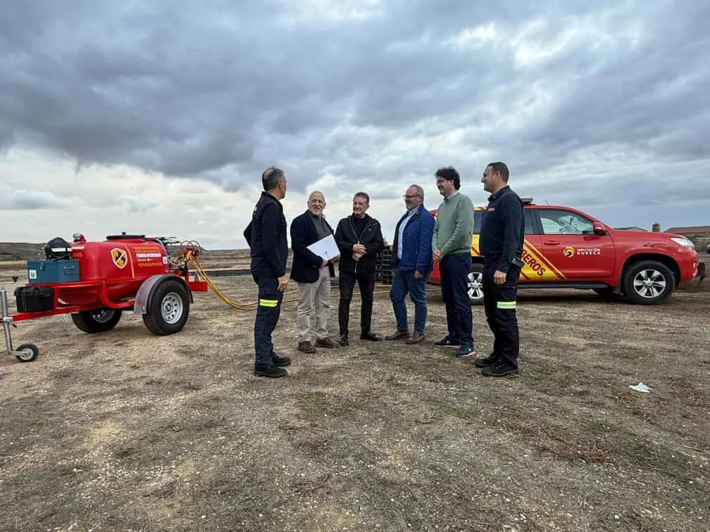 Valencia se interesa por los equipos contraincendios con tecnología Ecofire impulsados por la DPH. Valencia se interesa por los equipos contraincendios con tecnología Ecofire impulsados por la DPH.