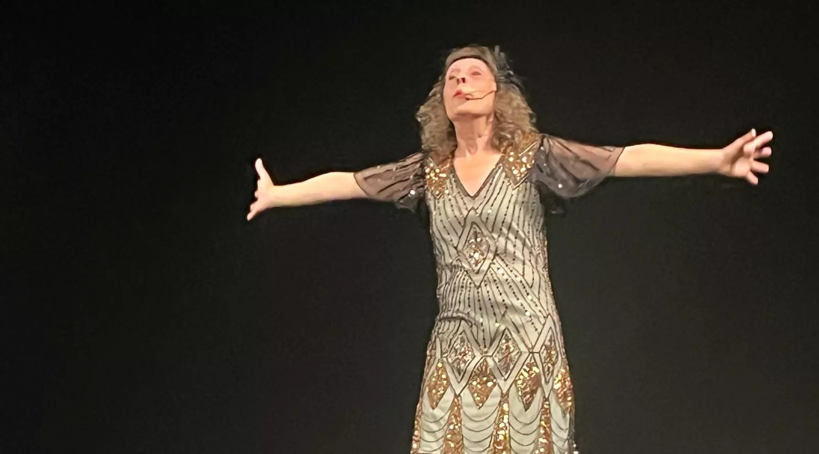 Representación de Kandelikas de 'El jardín de las delicias' en el Olimpia. Foto Mercedes Manterola