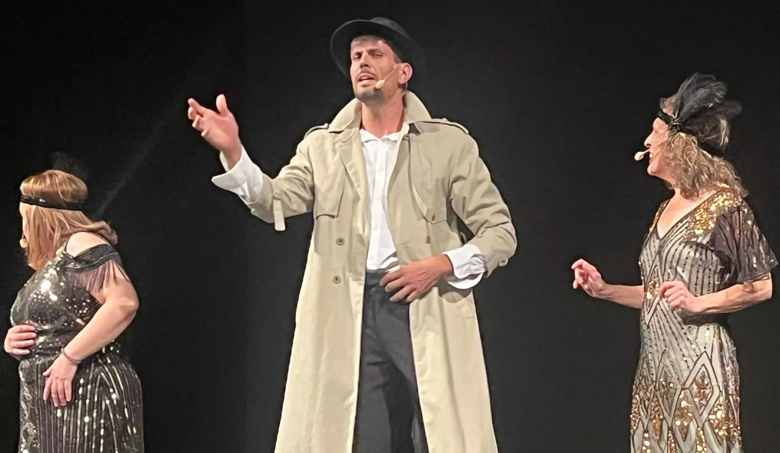 Representación de Kandelikas de 'El jardín de las delicias' en el Olimpia. Foto Mercedes Manterola