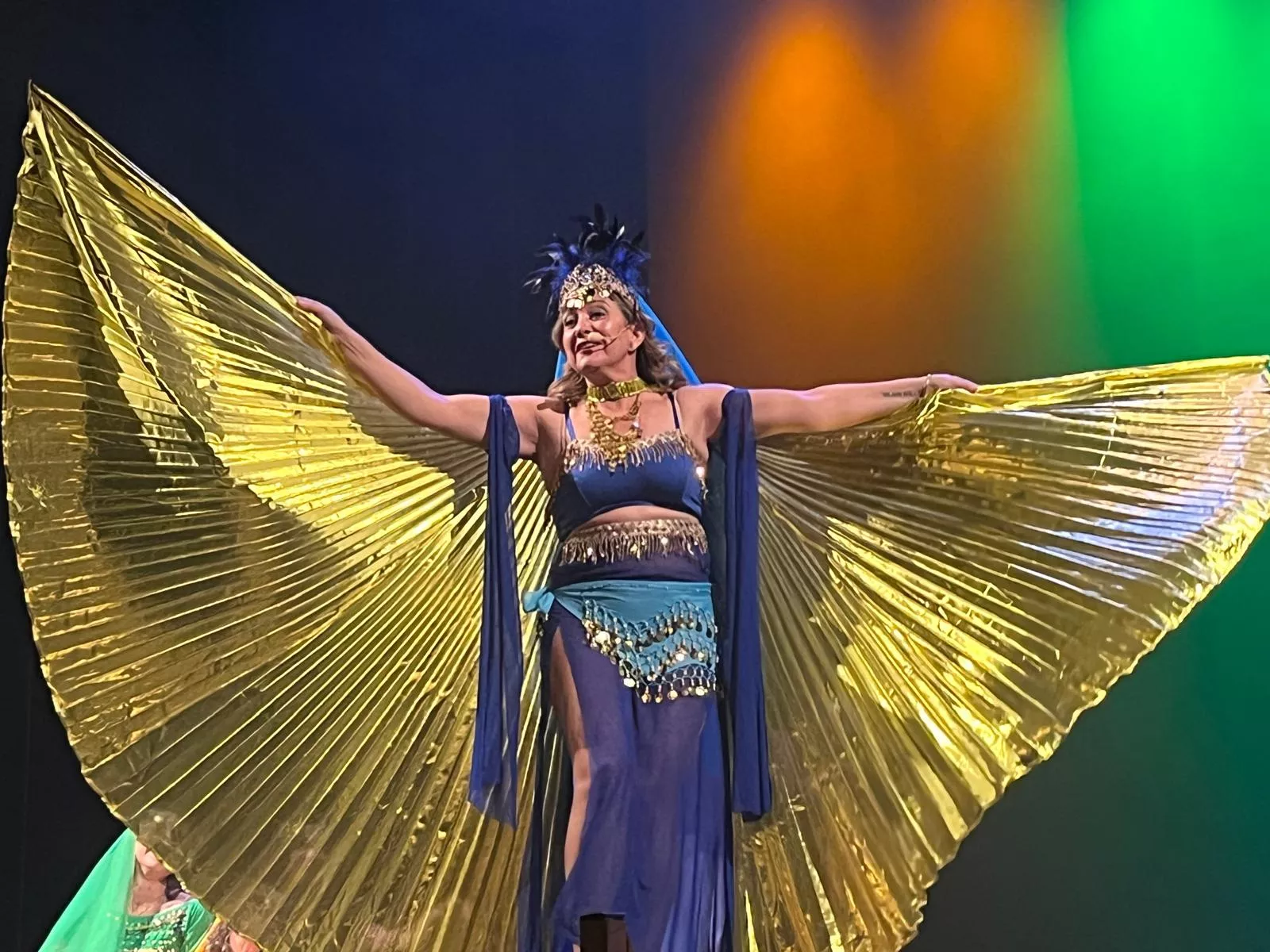 Representación de Kandelikas de 'El jardín de las delicias' en el Olimpia. Foto Mercedes Manterola