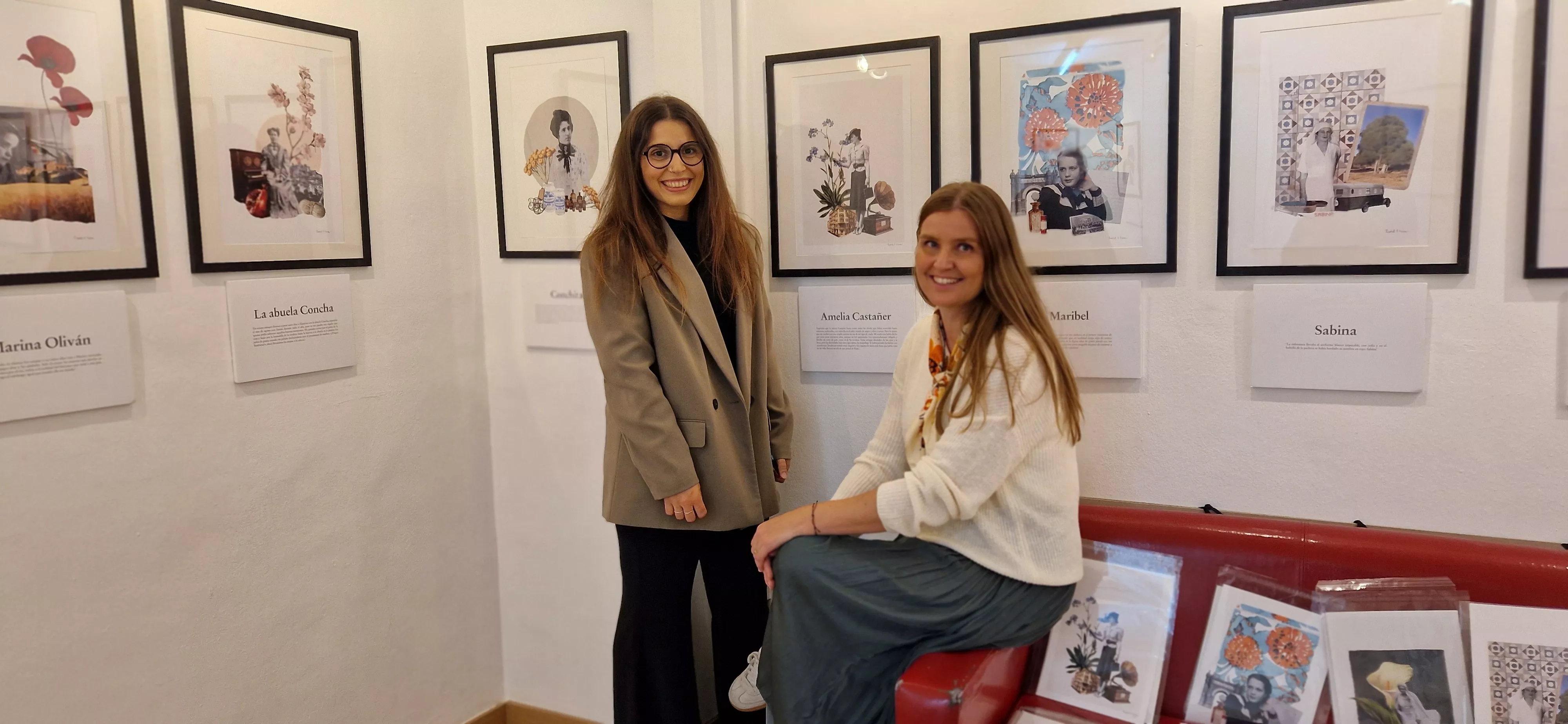 Raquel Pabán y Marta Borraz. Exposición de las mujeres de "Años de vida". Foto Myriam Martínez