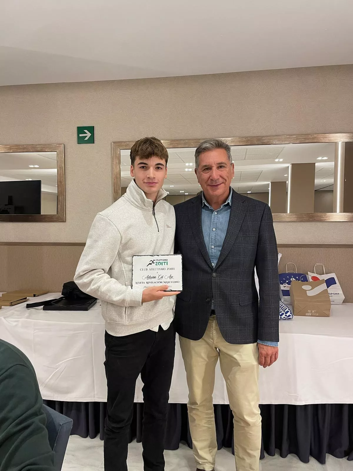 Adrián Gil, revelación masculina