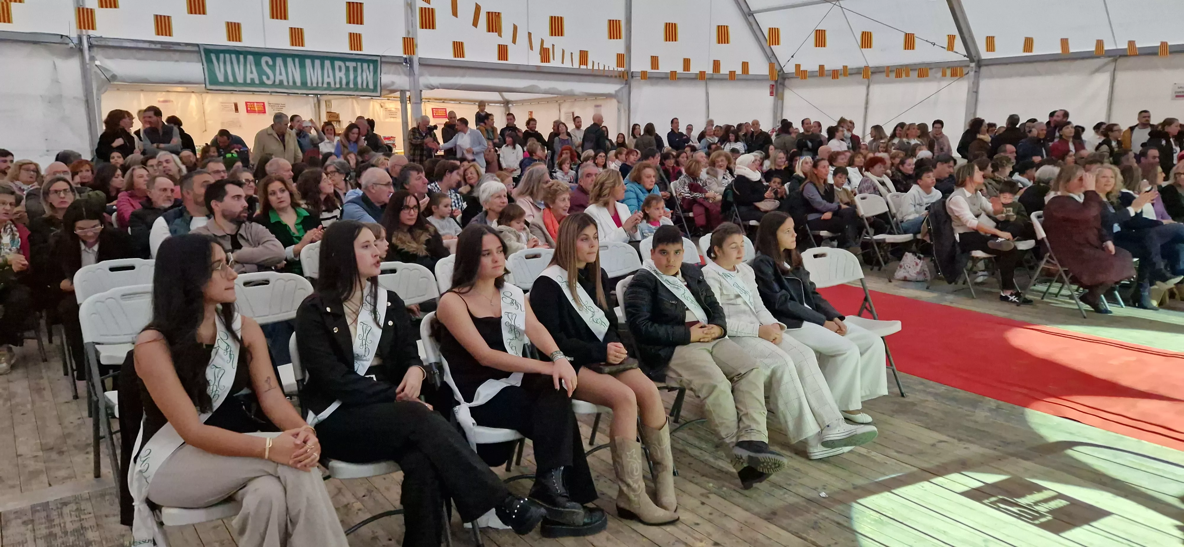 Proclamación de mairalesas y mainates de San Martín y homenaje a la familia Luna. Foto Myriam Martínez