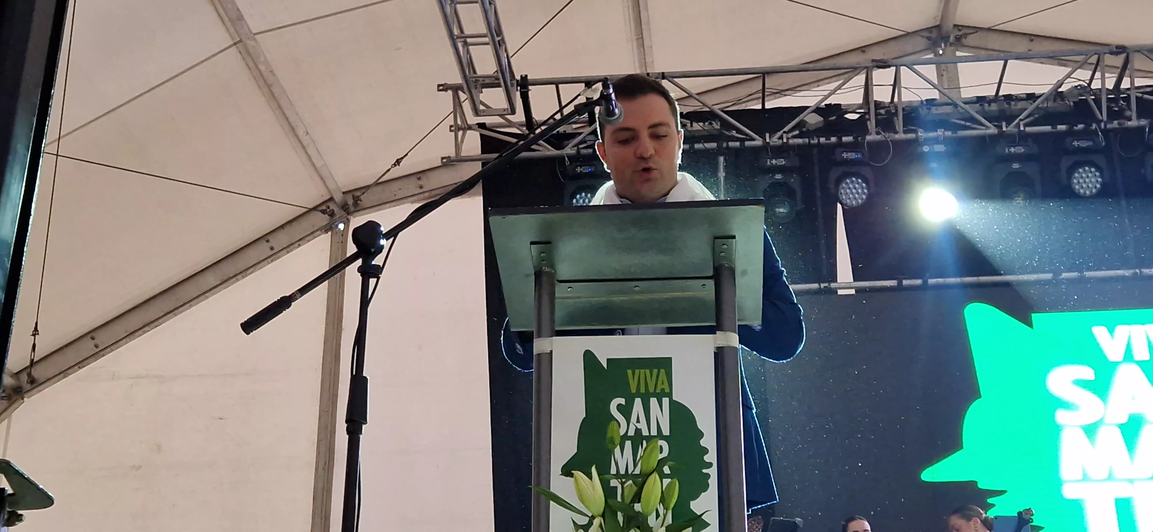 javier Cao. Proclamación de mairalesas y mainates de San Martín y homenaje a la familia Luna. Foto Myriam Martínez