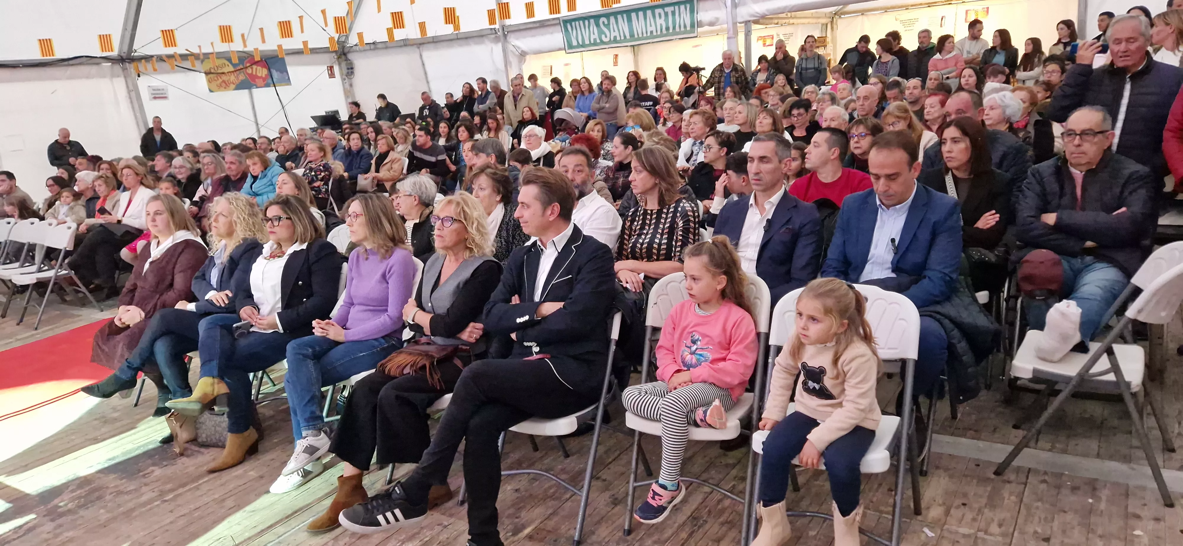 Proclamación de mairalesas y mainates de San Martín y homenaje a la familia Luna. Foto Myriam Martínez