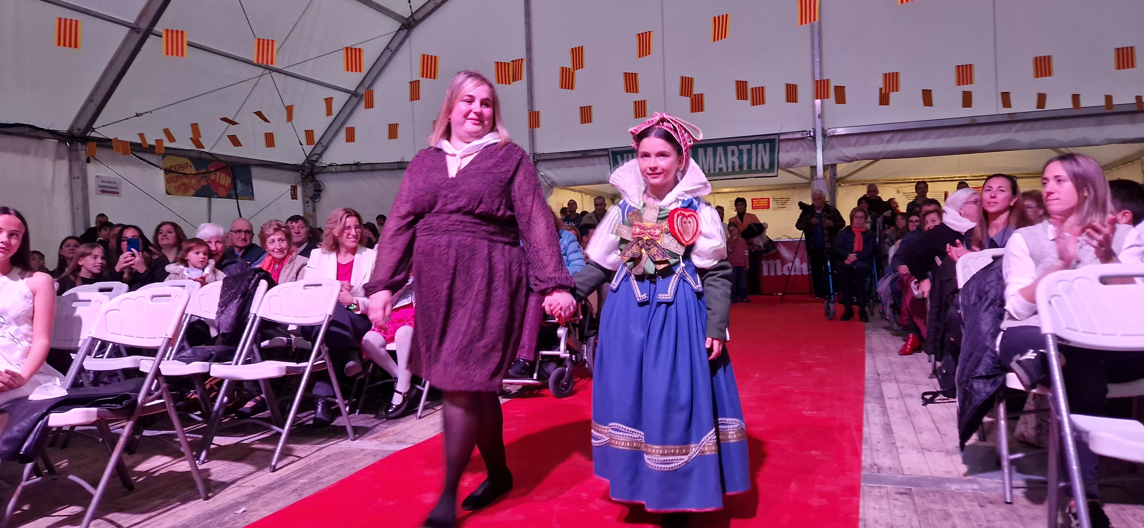 Proclamación de mairalesas y mainates de San Martín y homenaje a la familia Luna. Foto Myriam Martínez