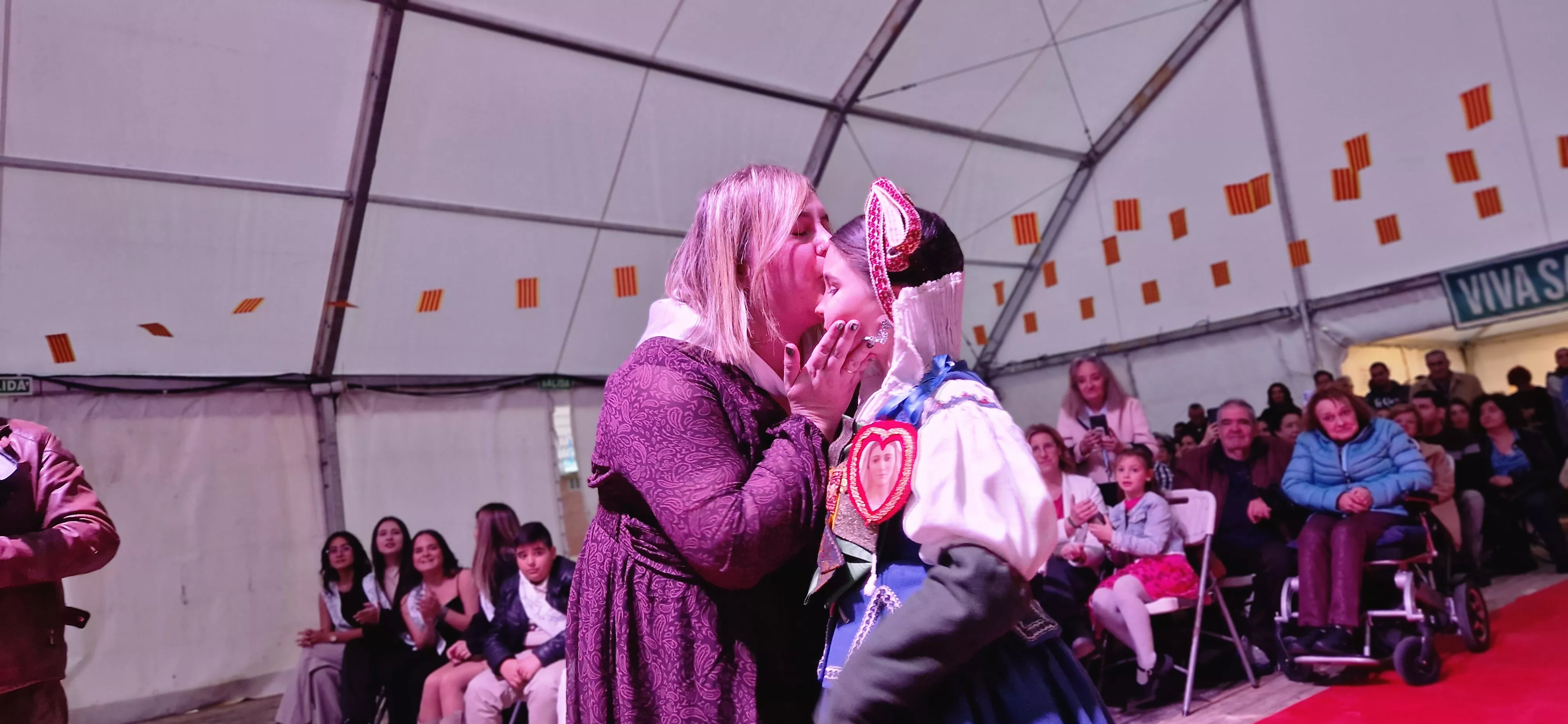 Proclamación de mairalesas y mainates de San Martín y homenaje a la familia Luna. Foto Myriam Martínez