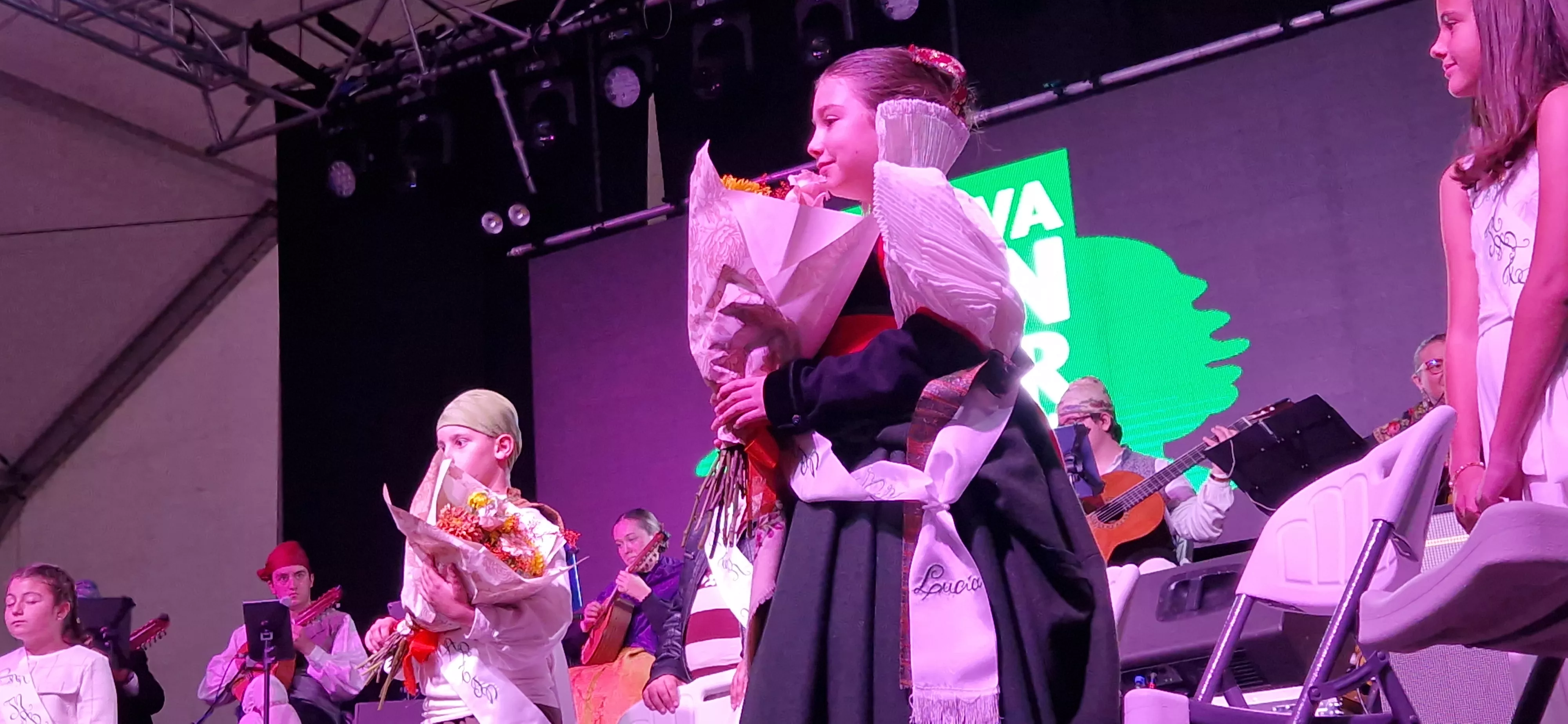 Proclamación de mairalesas y mainates de San Martín y homenaje a la familia Luna. Foto Myriam Martínez