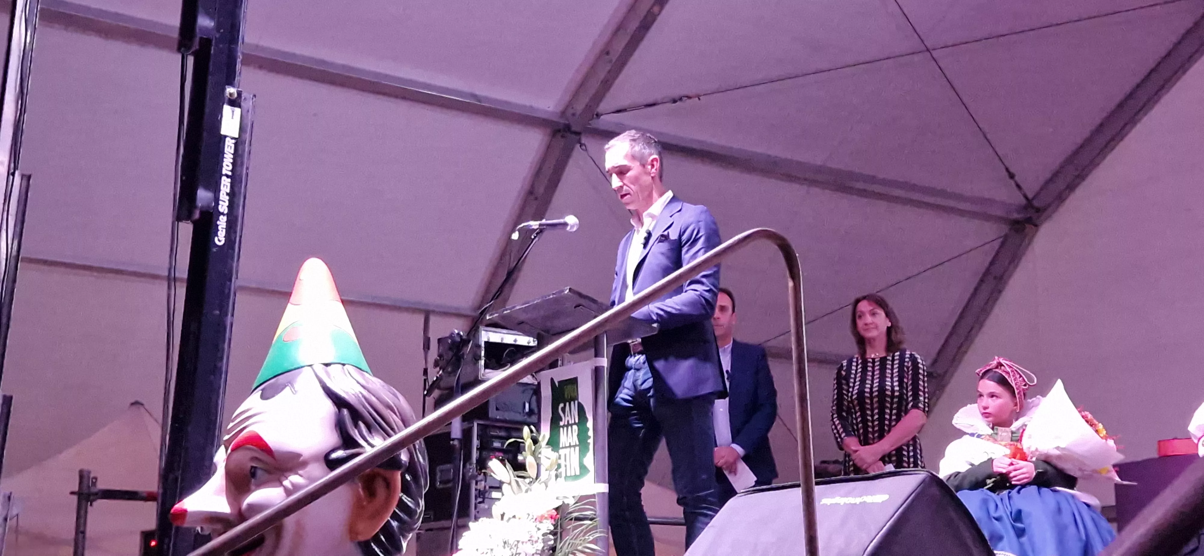 Tomás Luna. Proclamación de mairalesas y mainates de San Martín y homenaje a la familia Luna. Foto Myriam Martínez