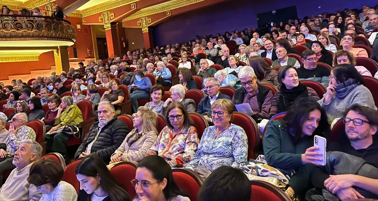 La Banda de Música de Huesca en el concierto 'La vuelta al mundo en 80 minutos' en el Olimpia. Foto Mercedes Manterola