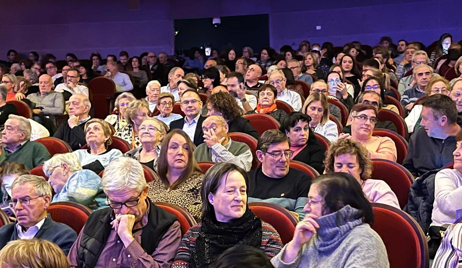 La Banda de Música de Huesca en el concierto 'La vuelta al mundo en 80 minutos' en el Olimpia. Foto Mercedes Manterola