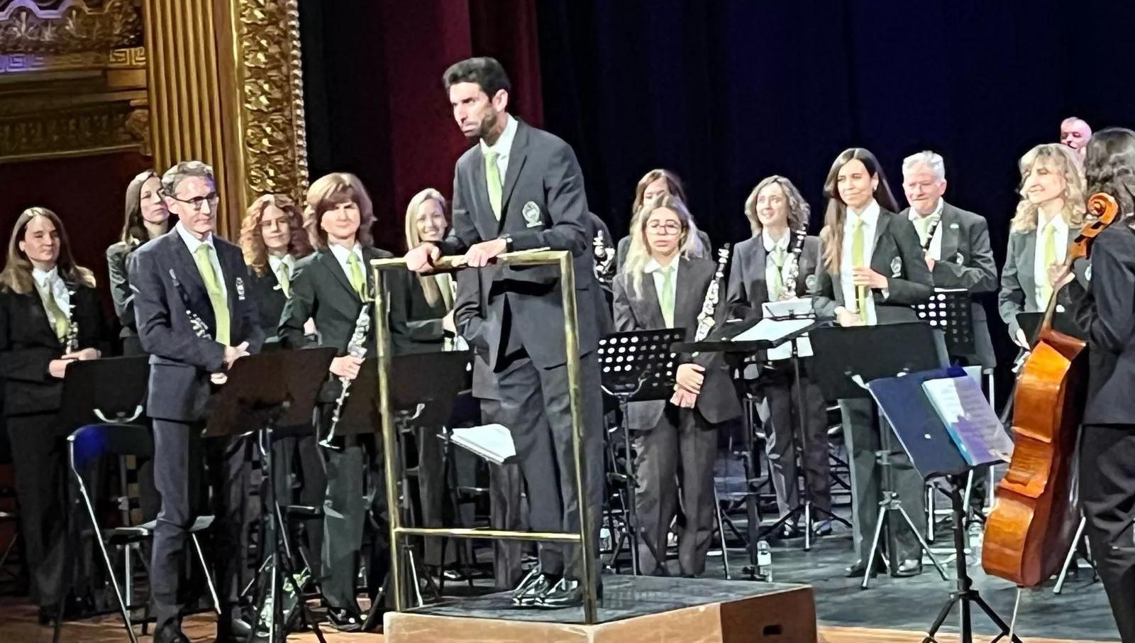 La Banda de Música de Huesca en el concierto 'La vuelta al mundo en 80 minutos' en el Olimpia. Foto Mercedes Manterola
