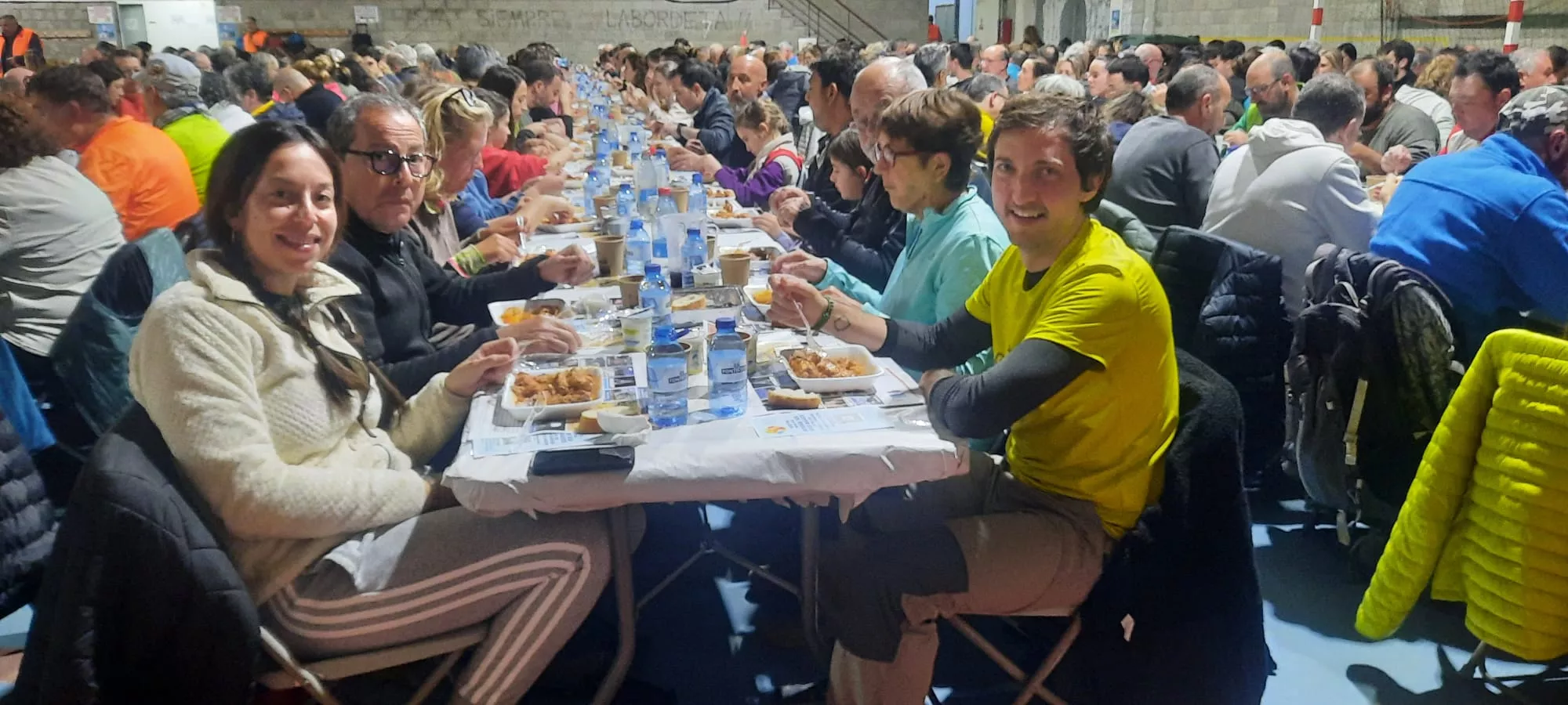 Más de 400 senderistas disfrutan de una noche única en la Caminata Bajo las Estrellas de Ayerbe. Más de 400 senderistas disfrutan de una noche única en la Caminata Bajo las Estrellas de Ayerbe.