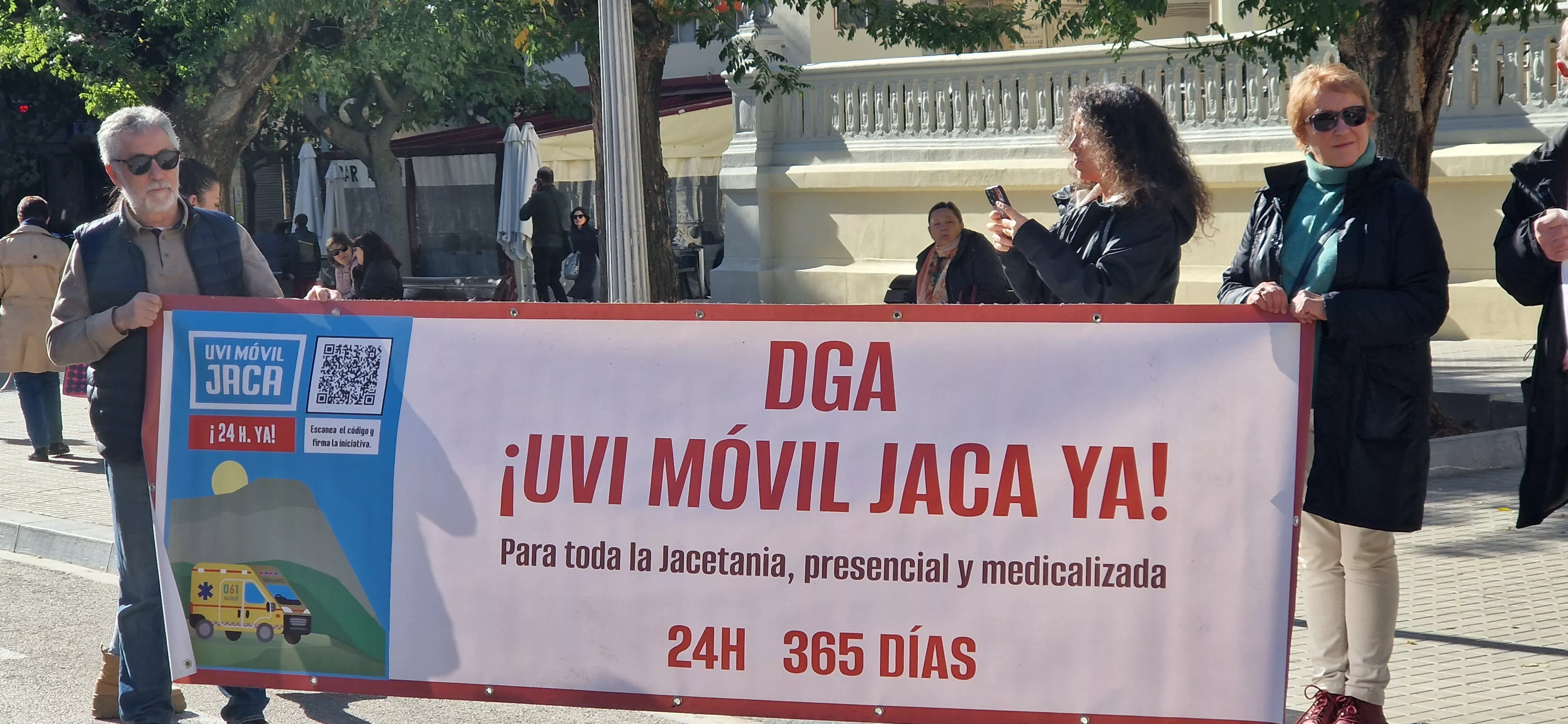 Concentración por la sanidad pública en Huesca. Foto Myriam Martínez