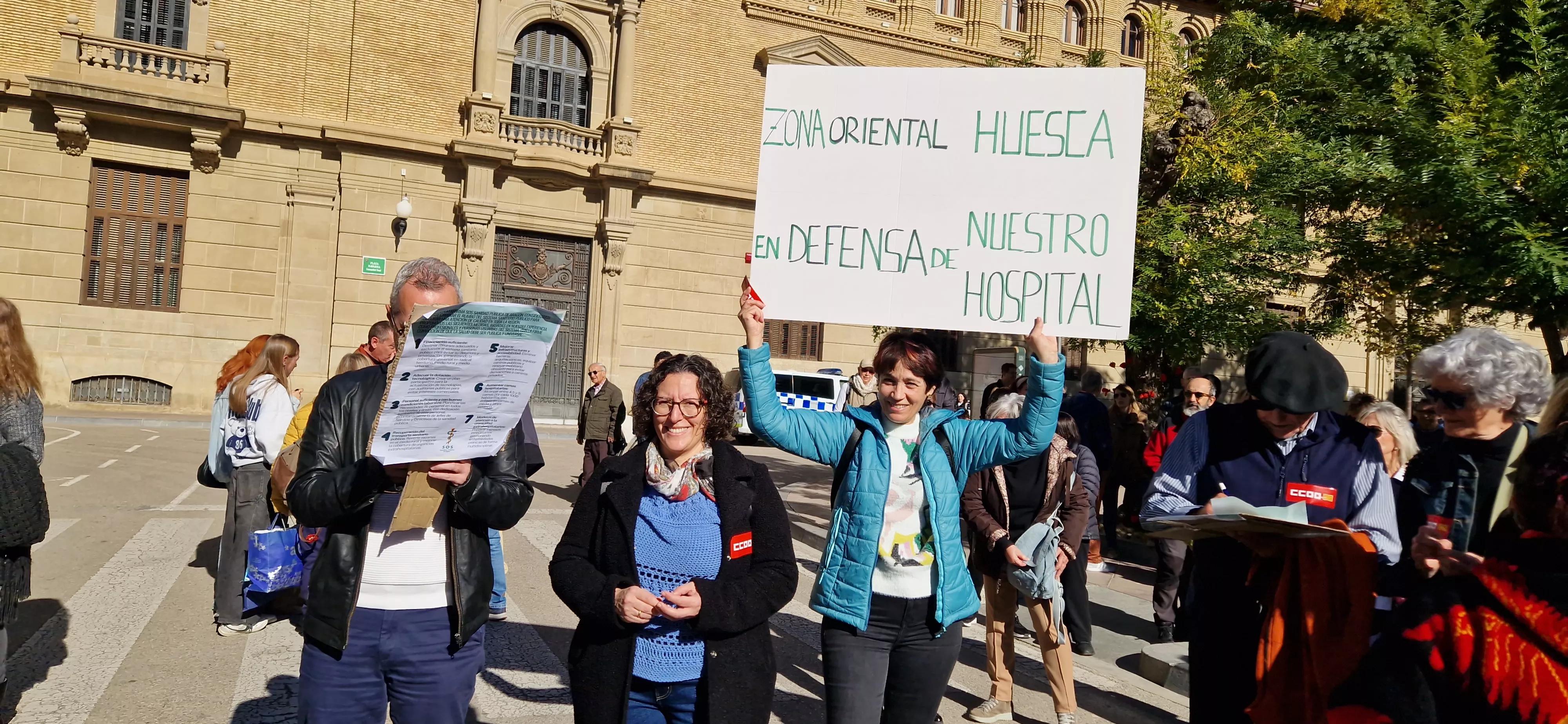 Concentración por la sanidad pública en Huesca. Foto Myriam Martínez