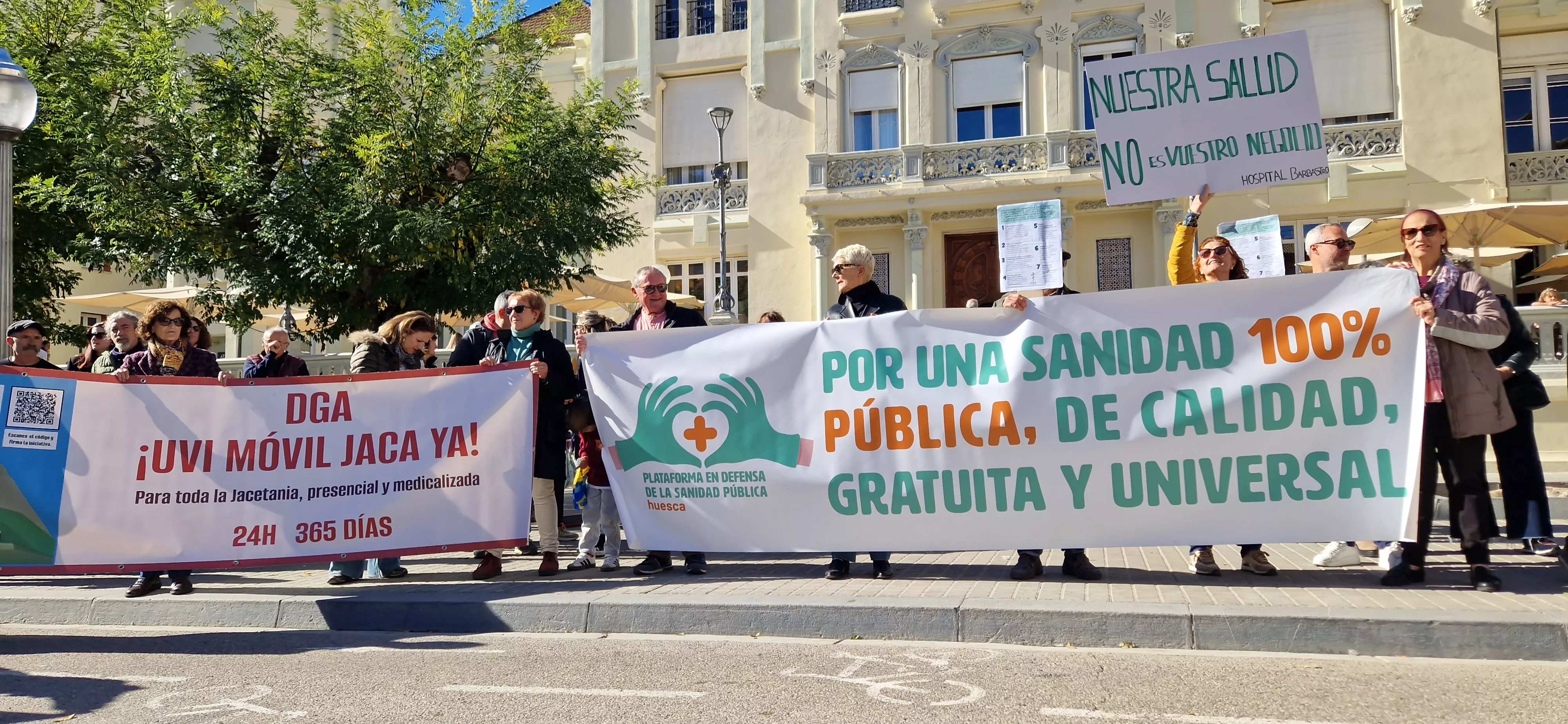 Concentración por la sanidad pública en Huesca. Foto Myriam Martínez