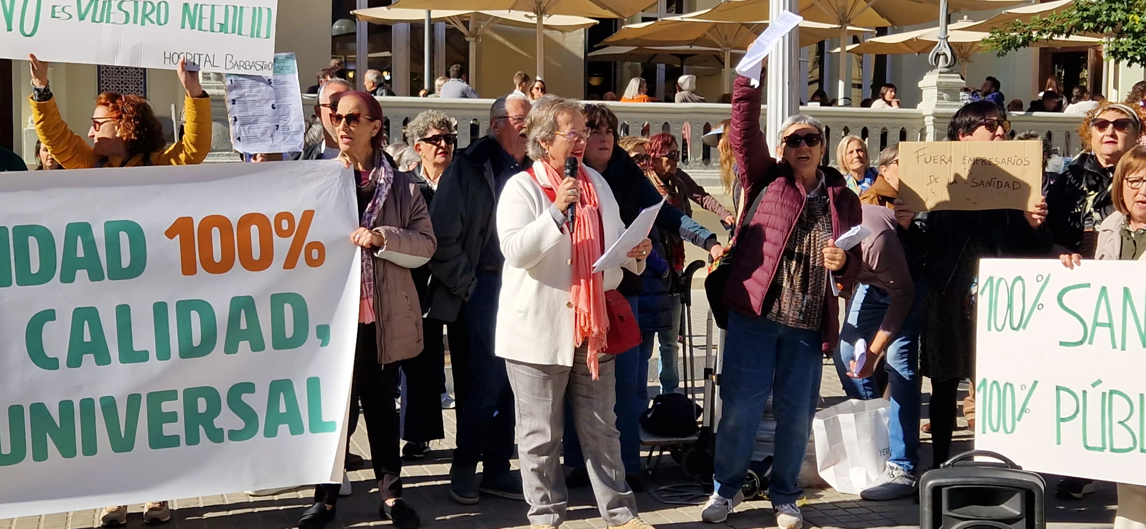 Concentración por la sanidad pública en Huesca. Foto Myriam Martínez