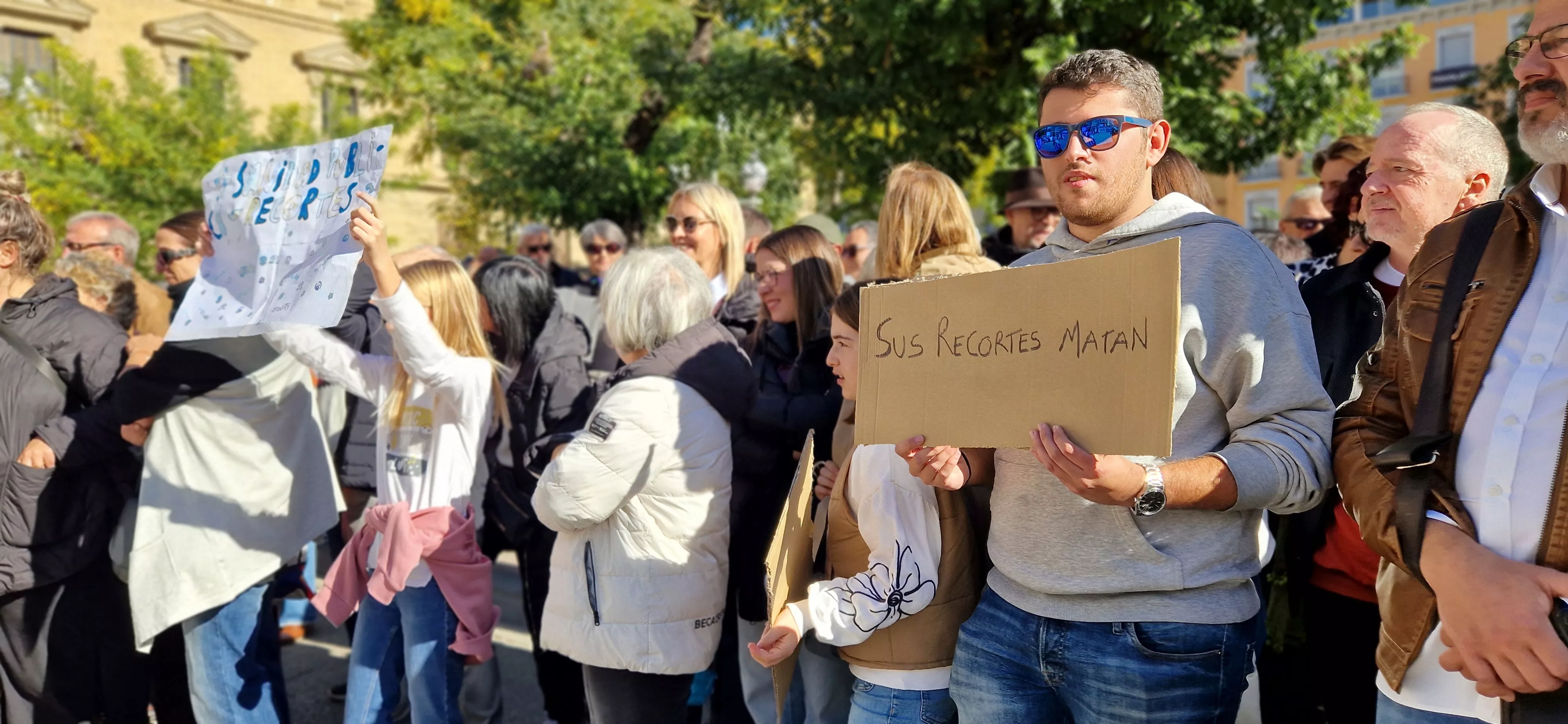 Concentración por la sanidad pública en Huesca. Foto Myriam Martínez