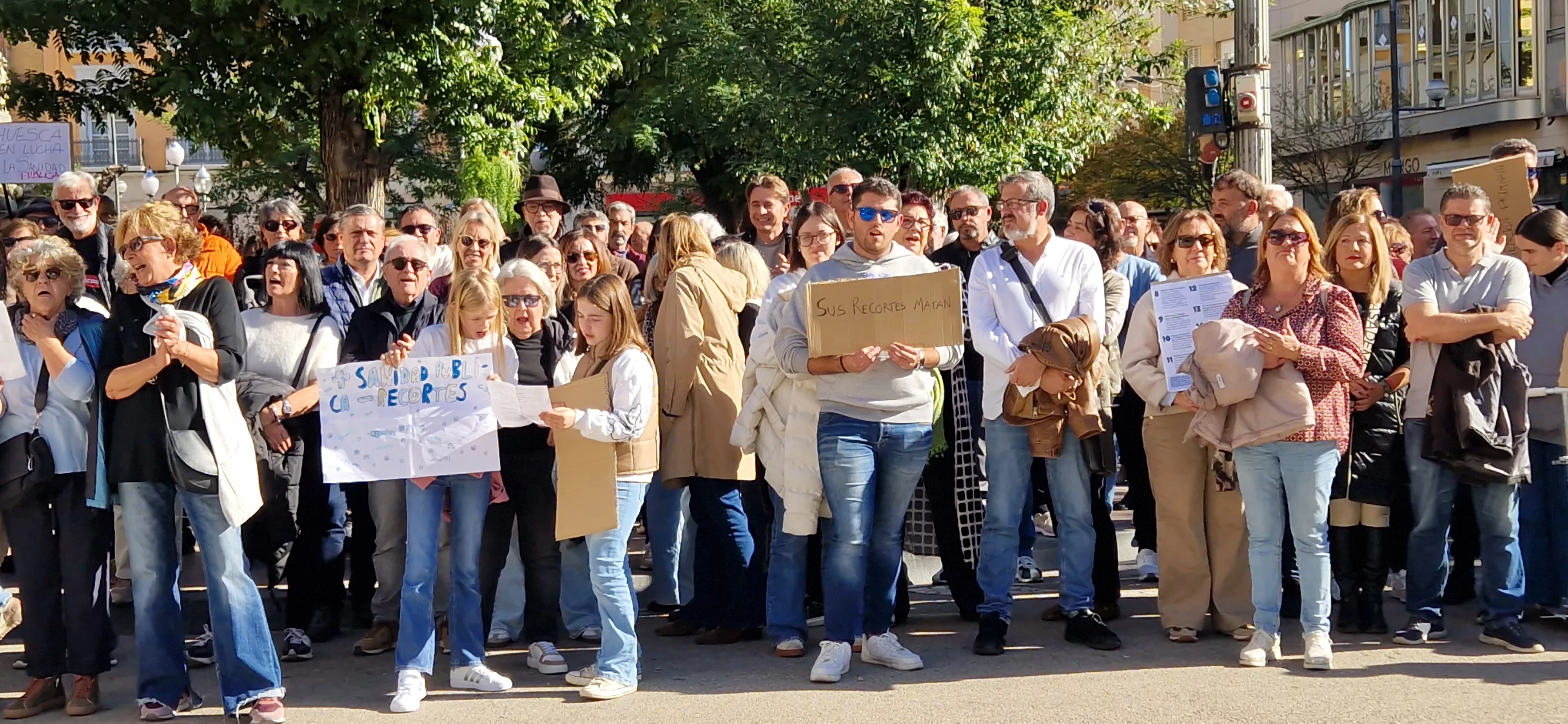 Concentración por la sanidad pública en Huesca. Foto Myriam Martínez