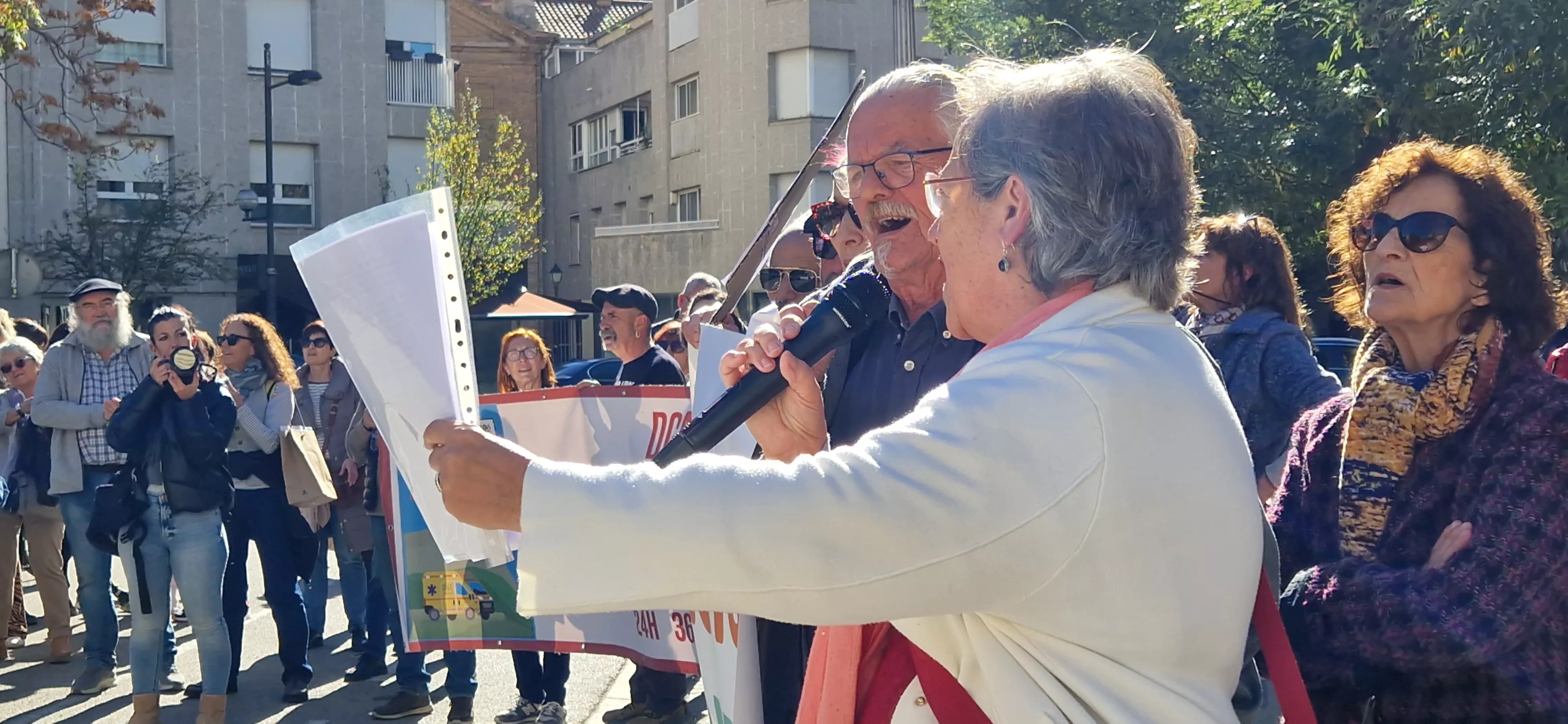 Concentración por la sanidad pública en Huesca. Foto Myriam Martínez