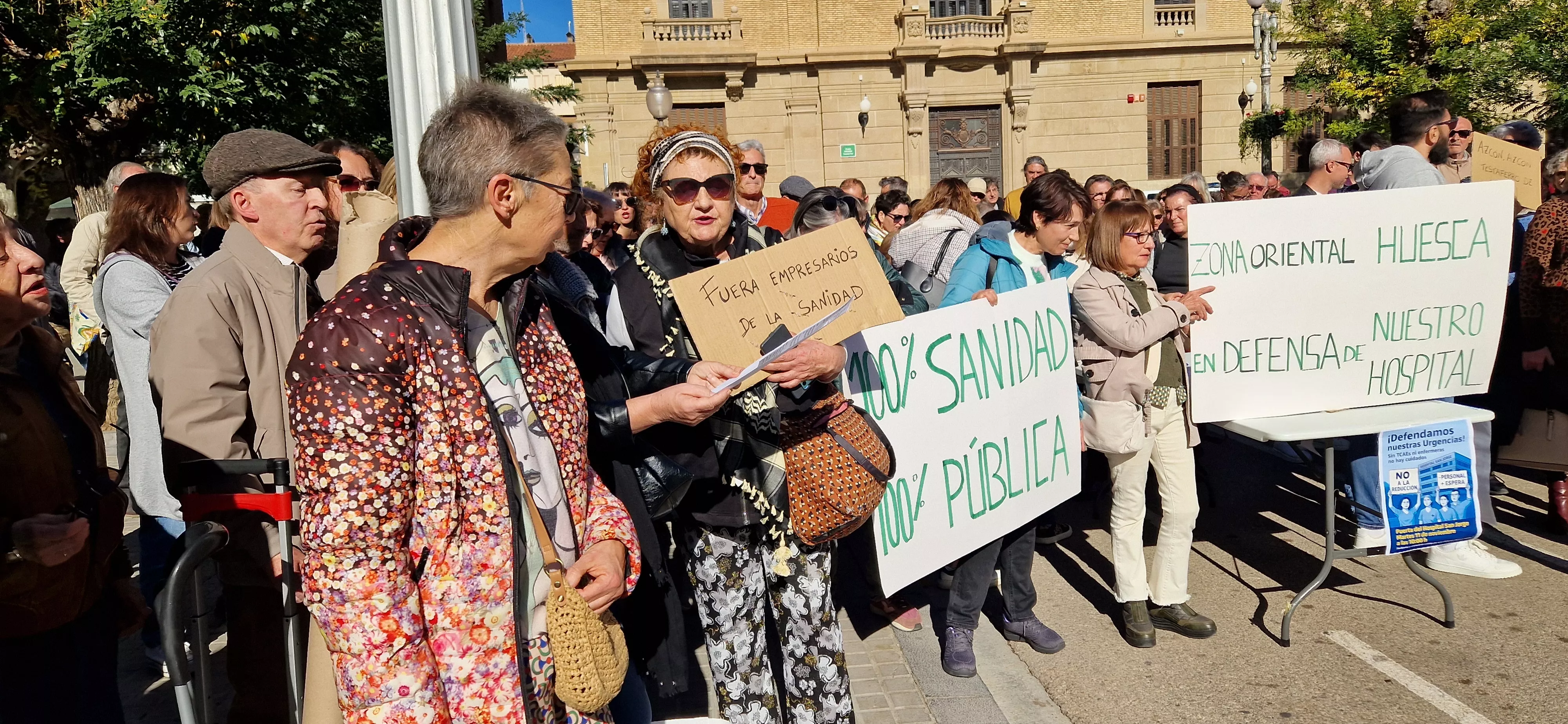 Concentración por la sanidad pública en Huesca. Foto Myriam Martínez