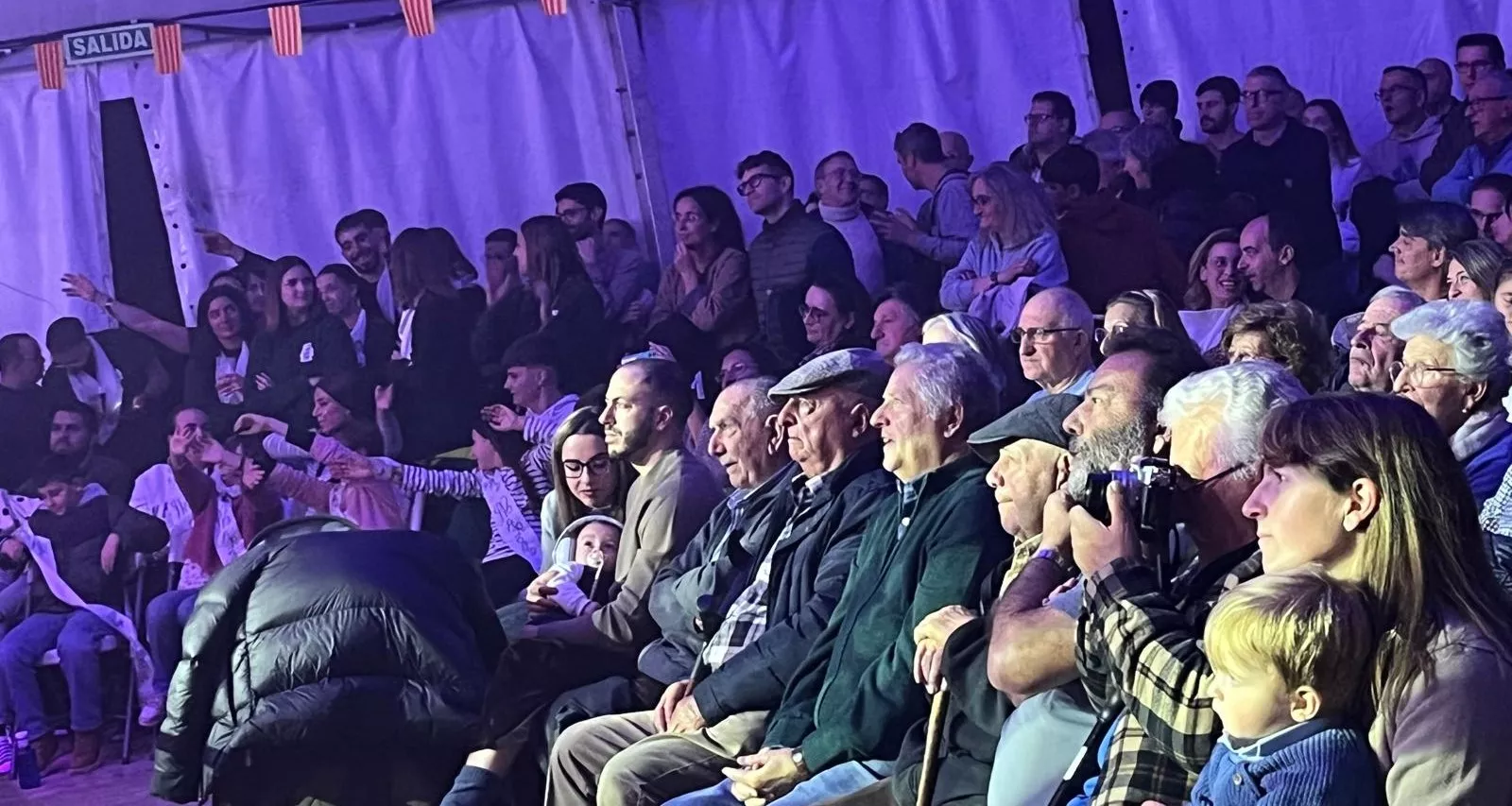 Actuación de Radices en el festival Luna Lunera de las fiestas de San Martín. Foto Mercedes Manterola