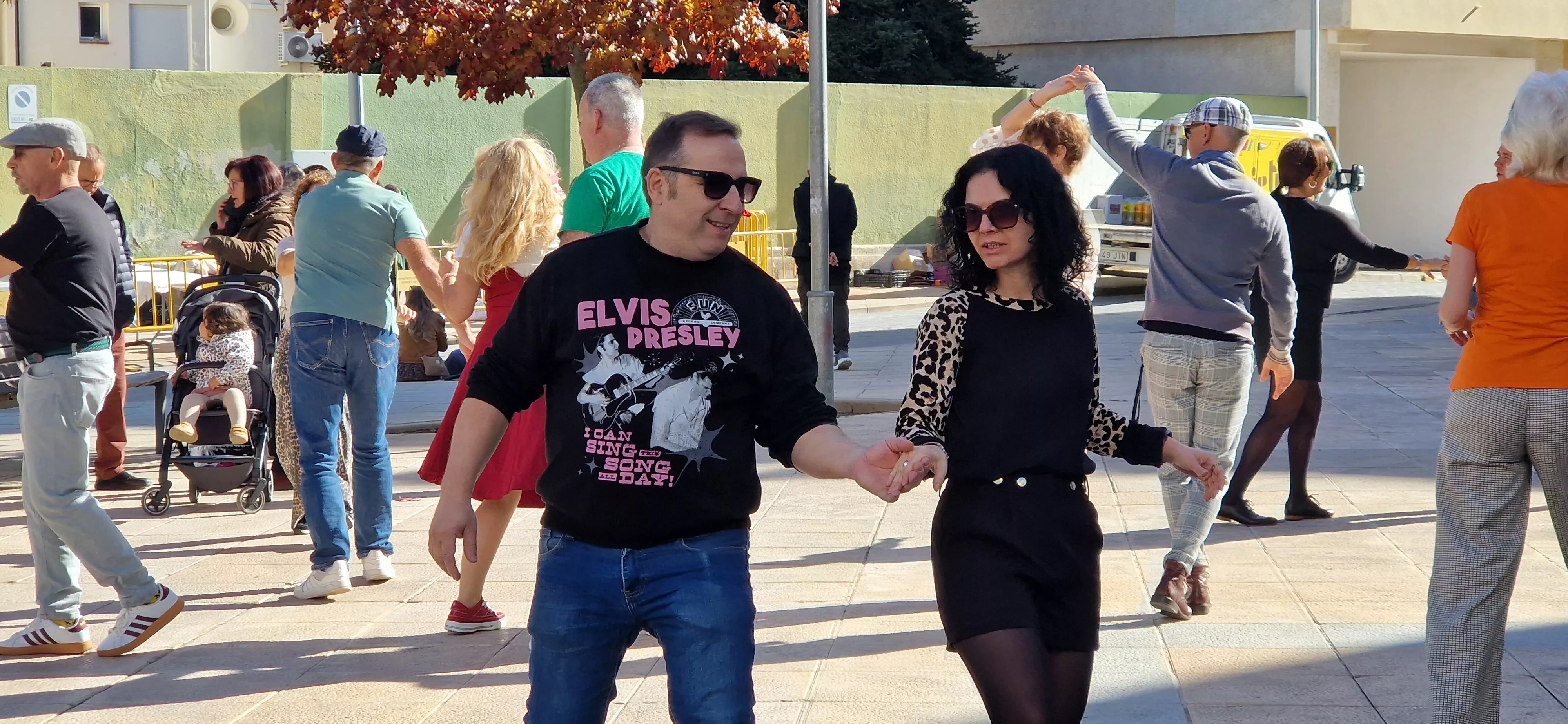 Huesconswing, en las fiestas de San Martín. Foto Myriam Martínez