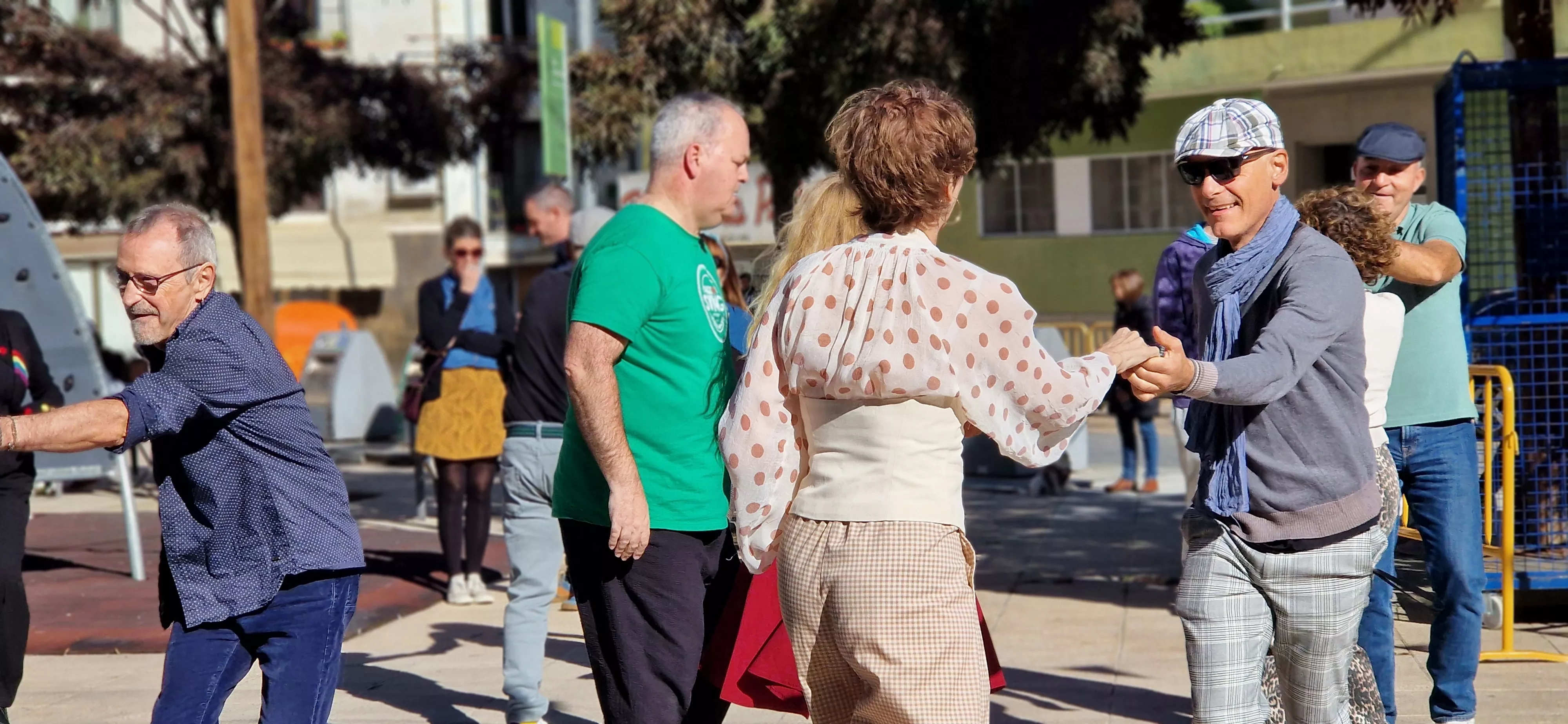 Huesconswing, en las fiestas de San Martín. Foto Myriam Martínez