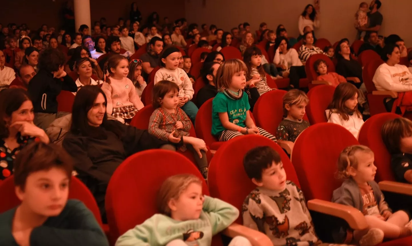 'La fábula de la raposa', de Los Titiriteros de Binéfar, en Extrarradios en Almudévar.