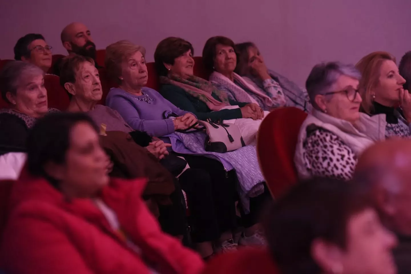 'Orgullo rural' de Elia y Uxia en Extrarradios en Almudévar.