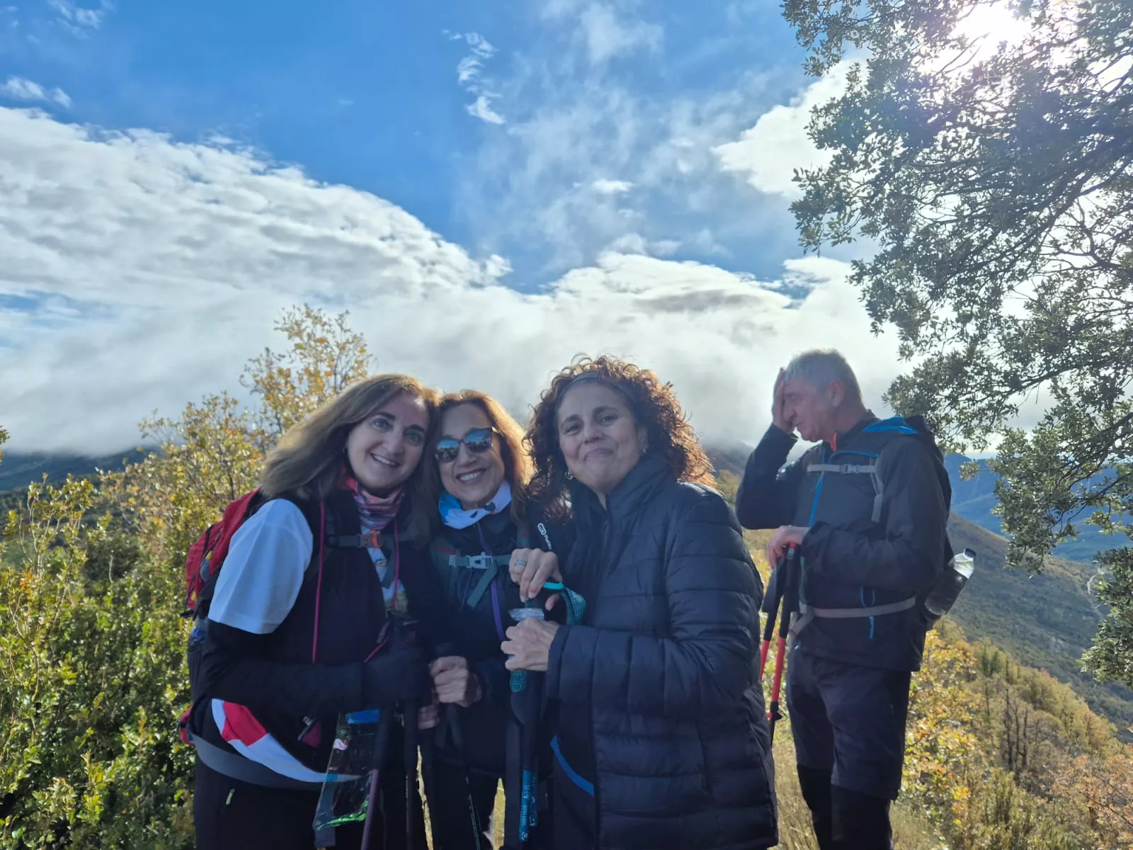 IV Marcha del Valle del Garona del Club de Montaña Javieres. Foto Juanlu Herrero