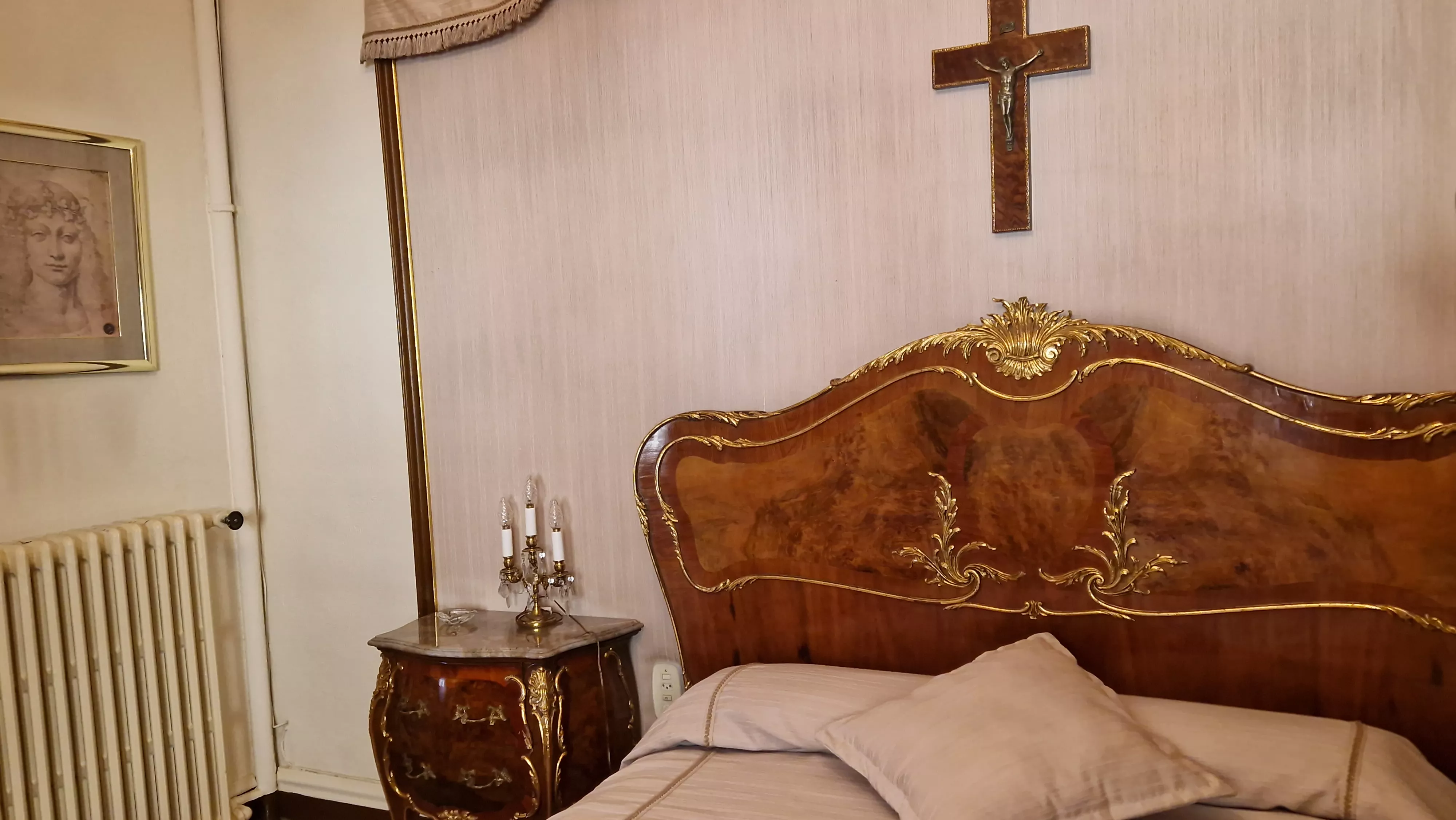 La casa de la Subdelegación del Gobierno en Huesca. Foto Myriam Martínez