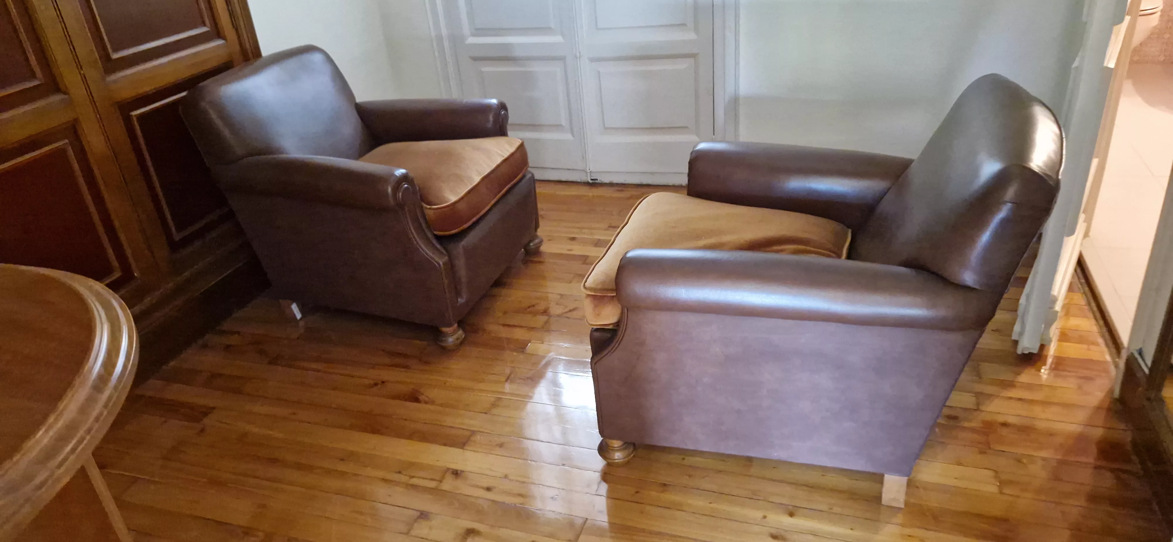 La casa de la Subdelegación del Gobierno en Huesca. Foto Myriam Martínez