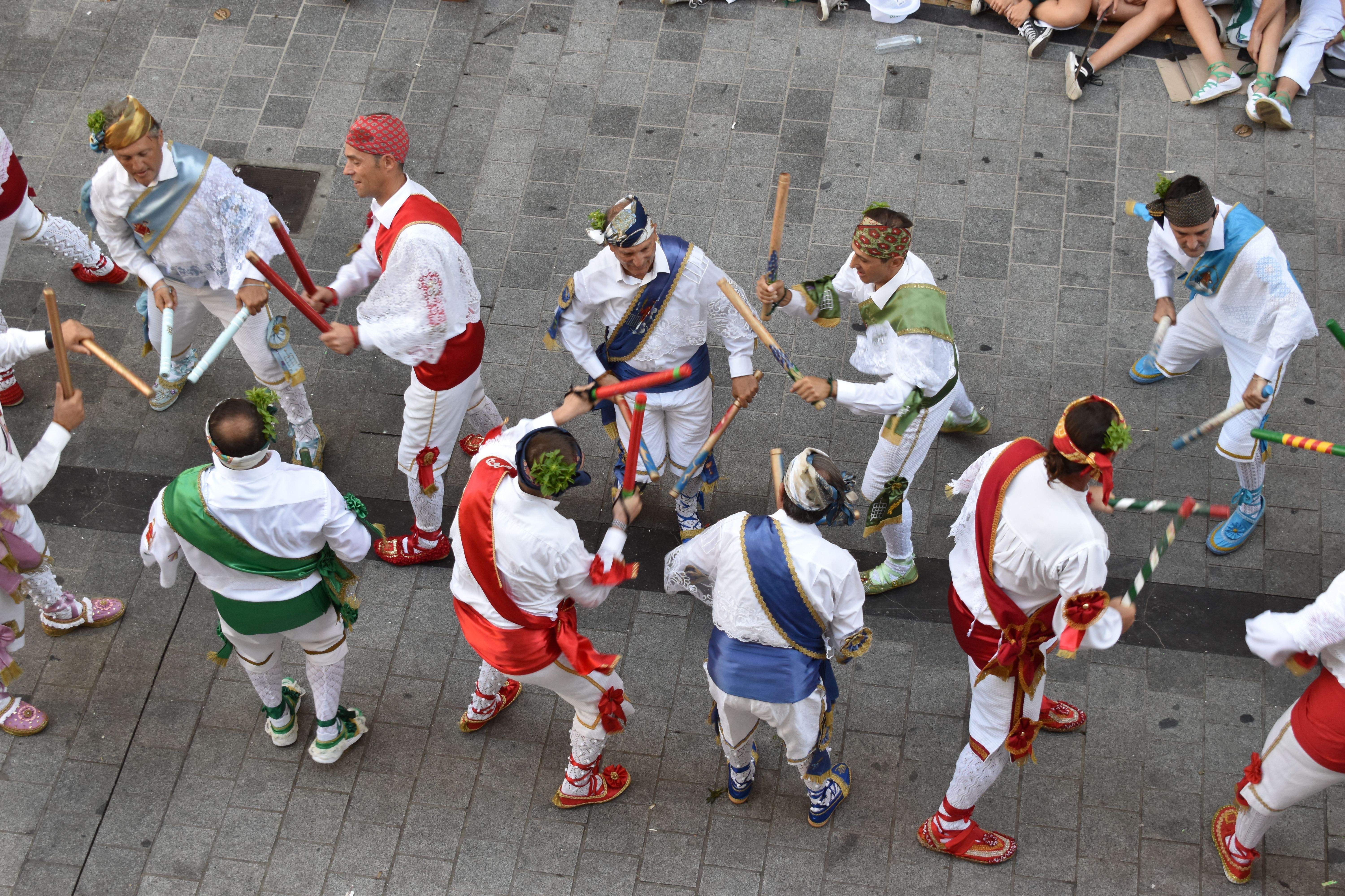 Imagen del baile de los Danzantes en la mañana de San Lorenzo. Foto: Carlos Jalle