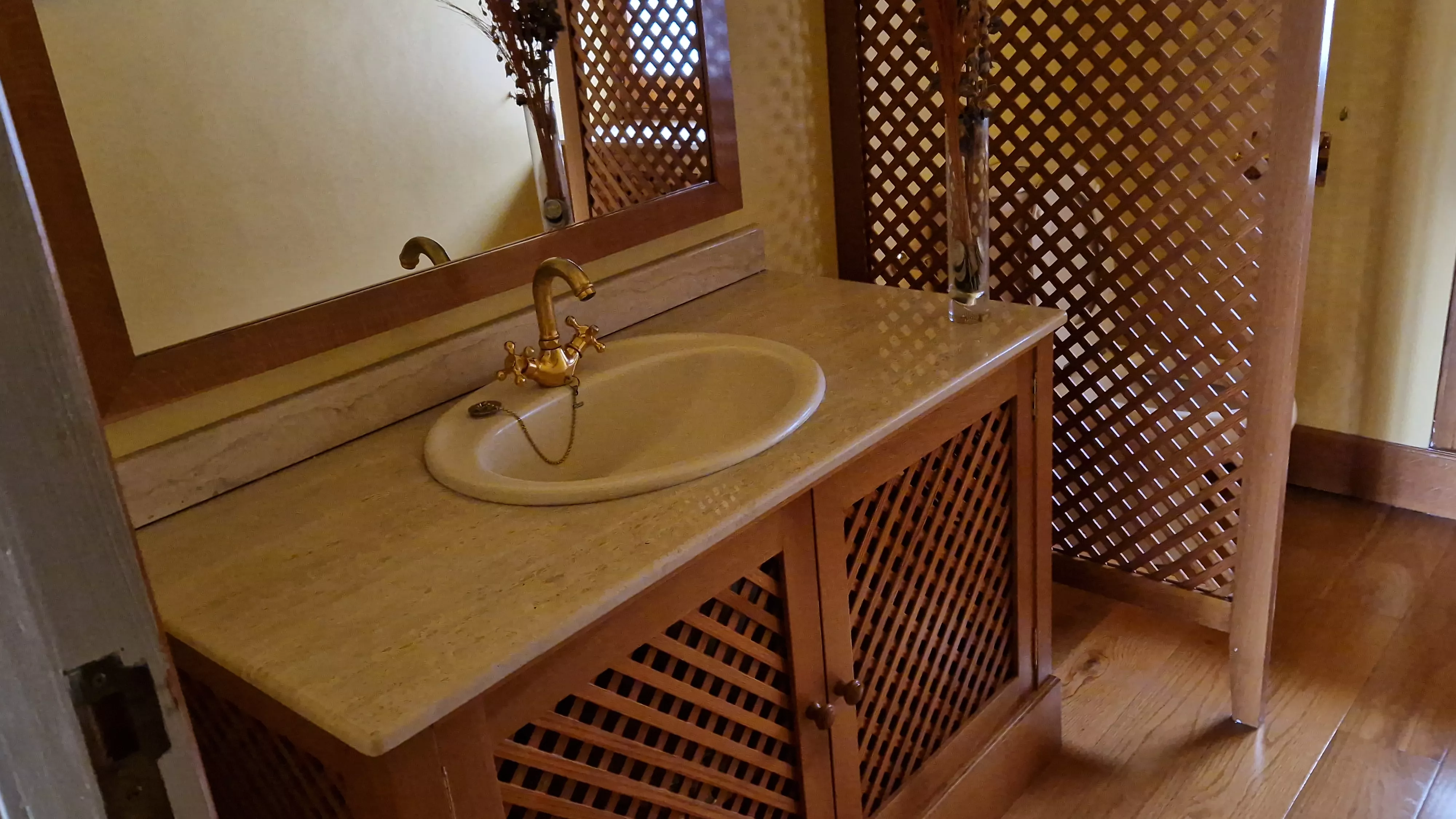 La casa de la Subdelegación del Gobierno en Huesca. Foto Myriam Martínez