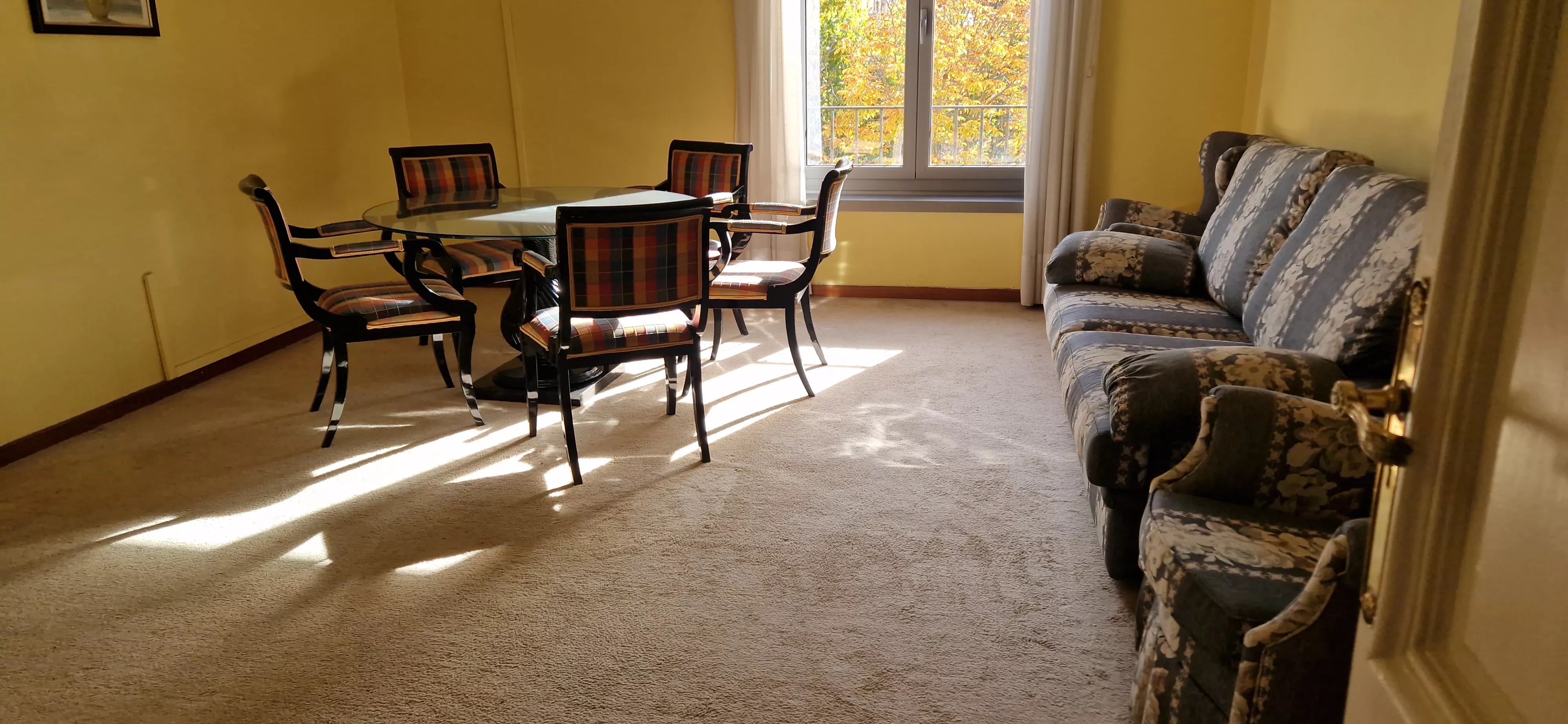 La casa de la Subdelegación del Gobierno en Huesca. Foto Myriam Martínez