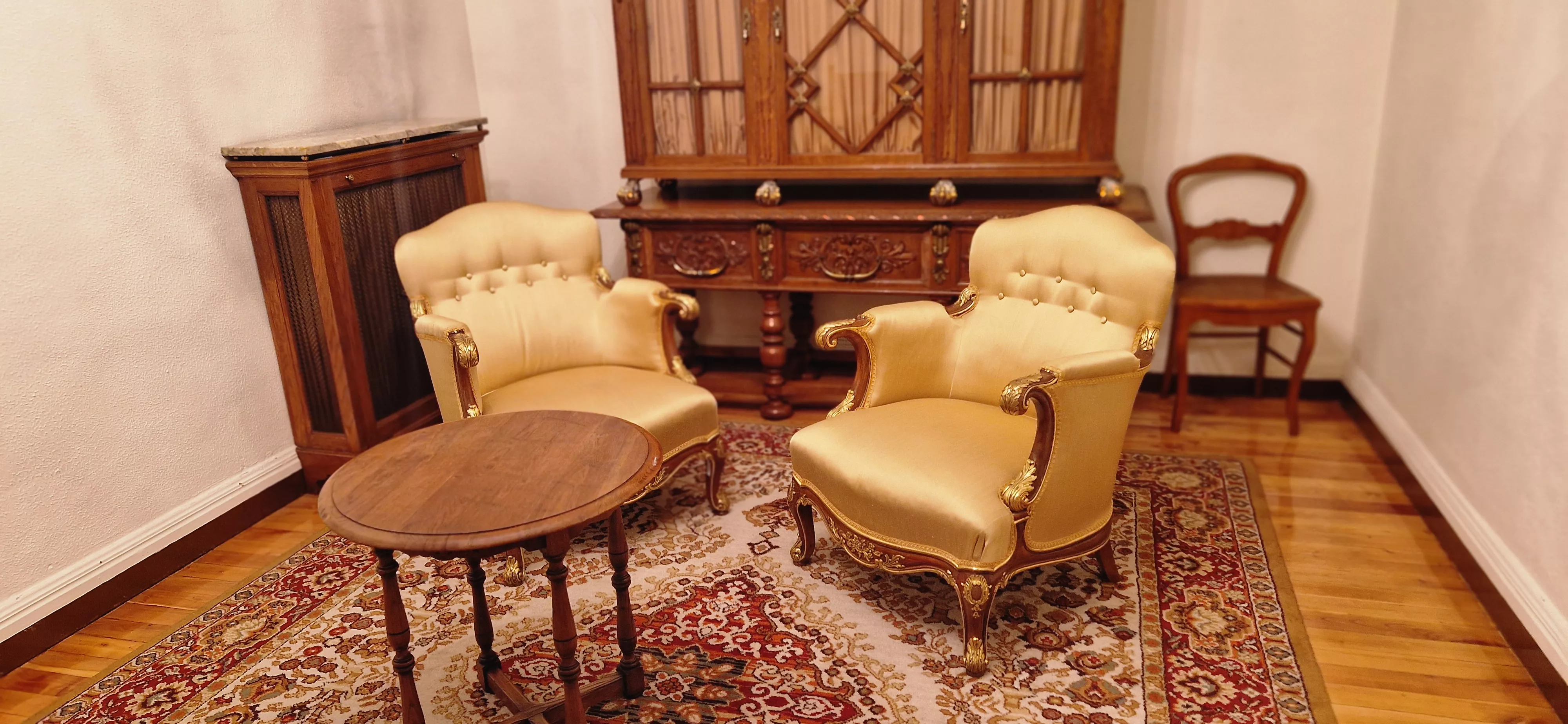 La casa de la Subdelegación del Gobierno en Huesca. Foto Myriam Martínez