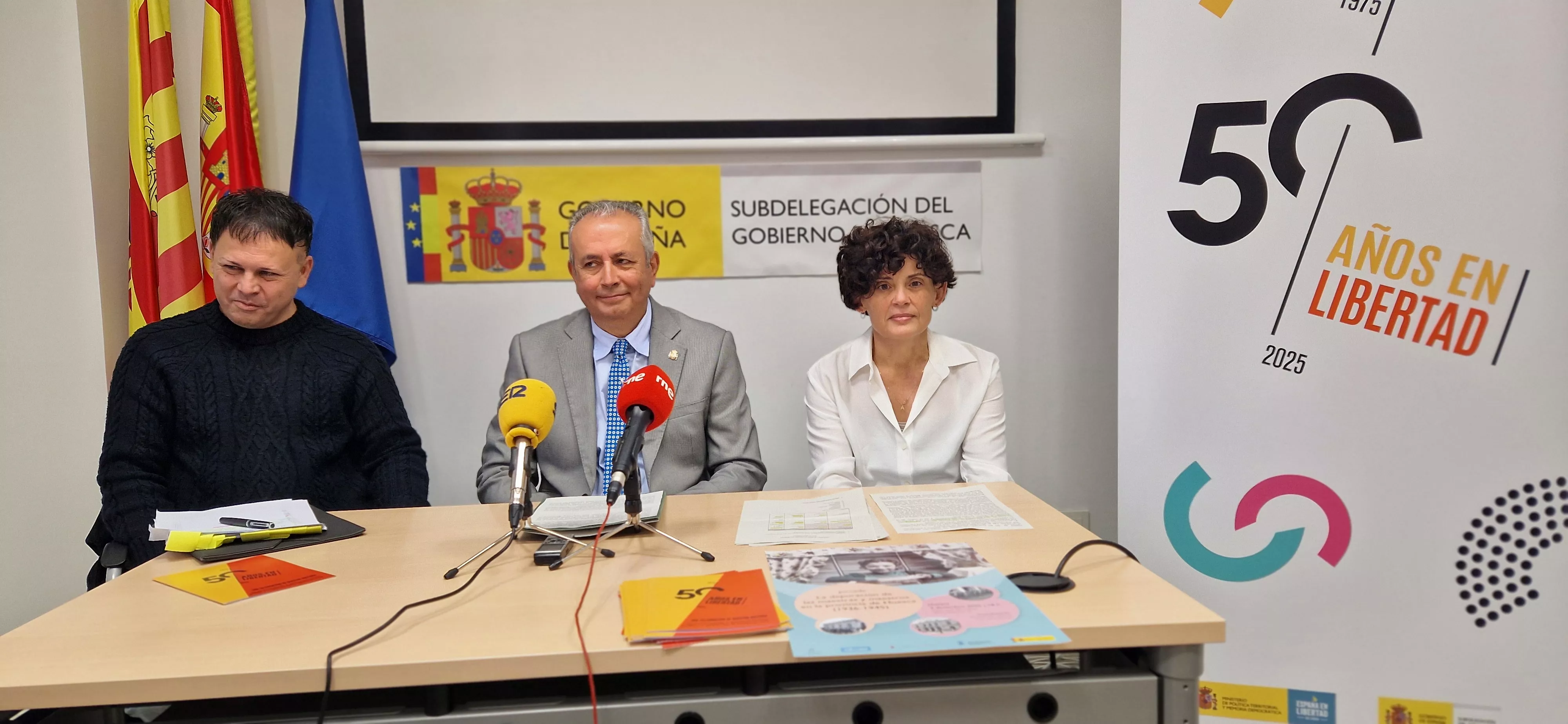 Óscar Sipán, Carlos Campo y Amparo Roig. Foto Myriam Martínez