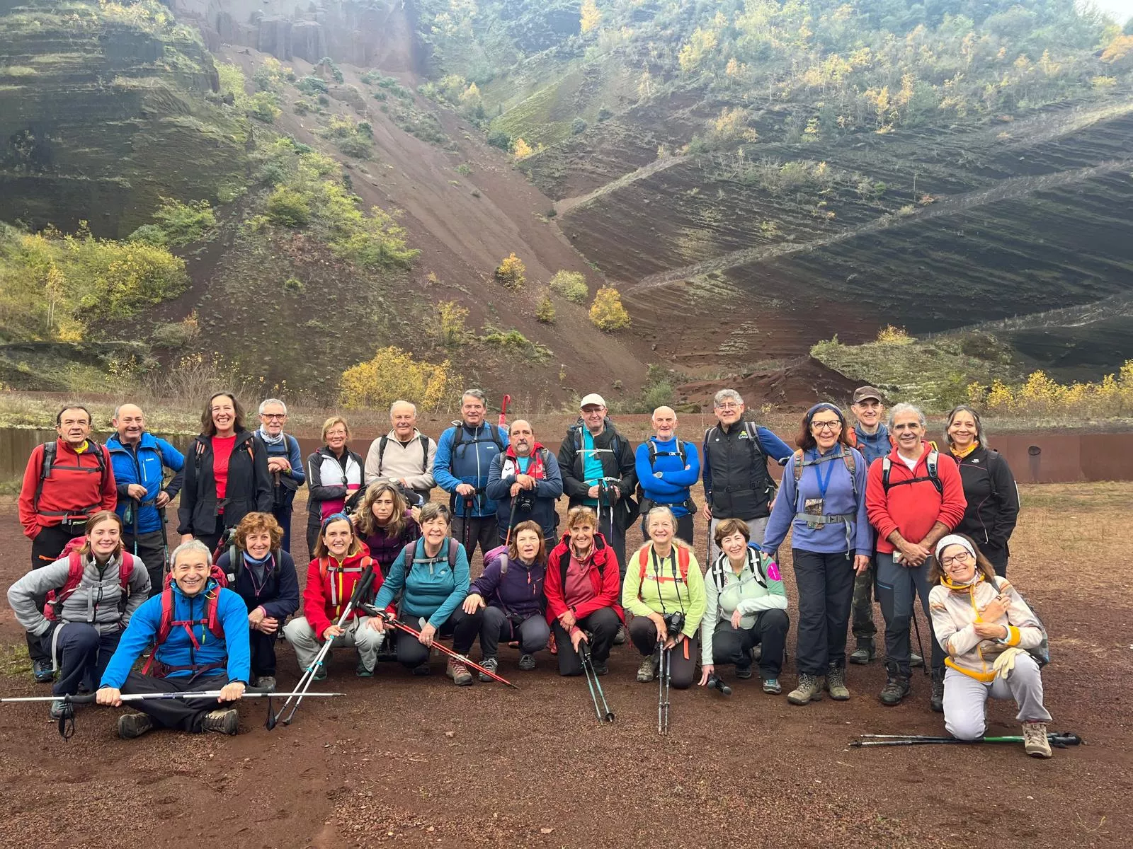 Por la Garrotxa, entre volcanes y cumbres nevadas. Por la Garrotxa, entre volcanes y cumbres nevadas.