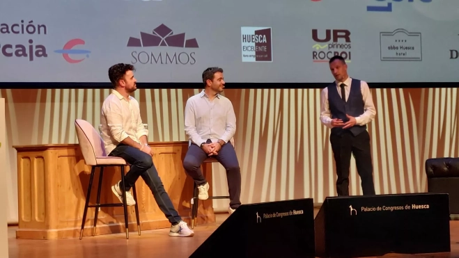 Fran y Carlos Monaj con Sergio Bernués Fran y Carlos Monaj con Sergio Bernués