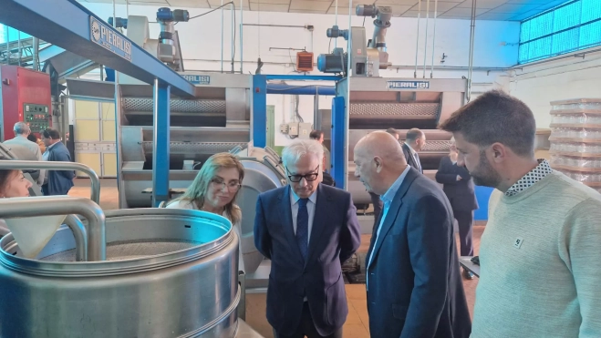 Visita a la almazara de Aceites Noguero en Barbastro. Visita a la almazara de Aceites Noguero en Barbastro.