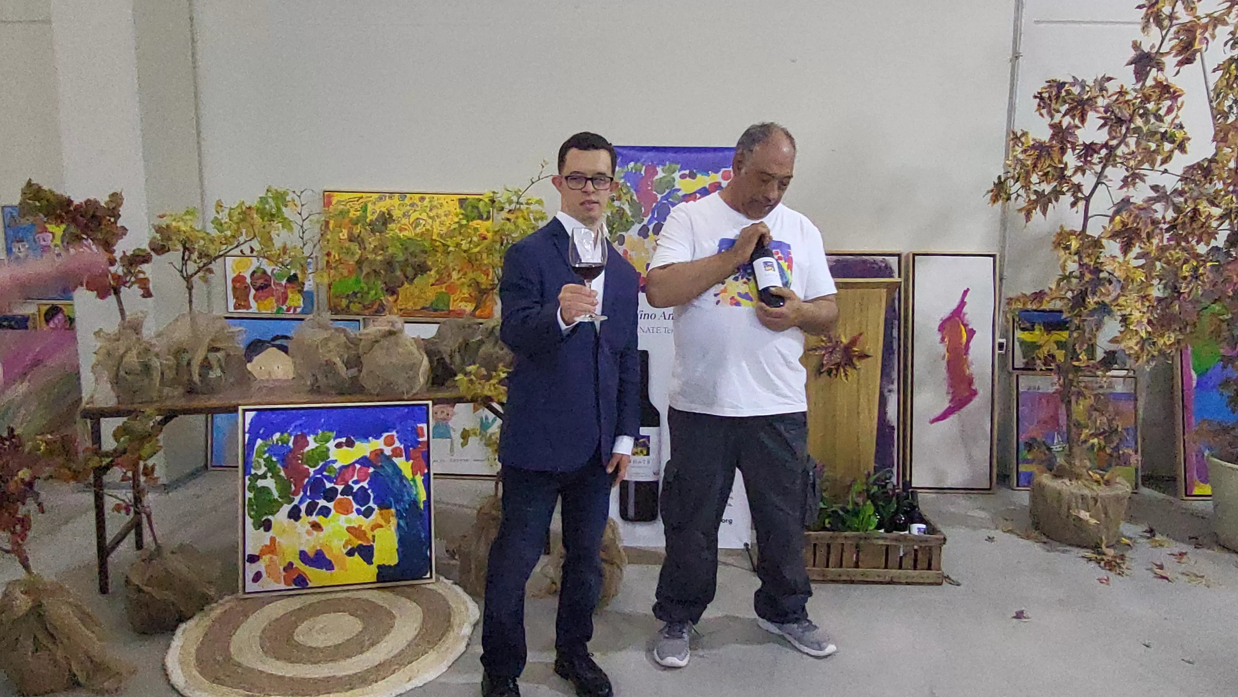 Presentación del Vino Amigo 2025 de Valentia y Enate. Foto Mercedes Manterola